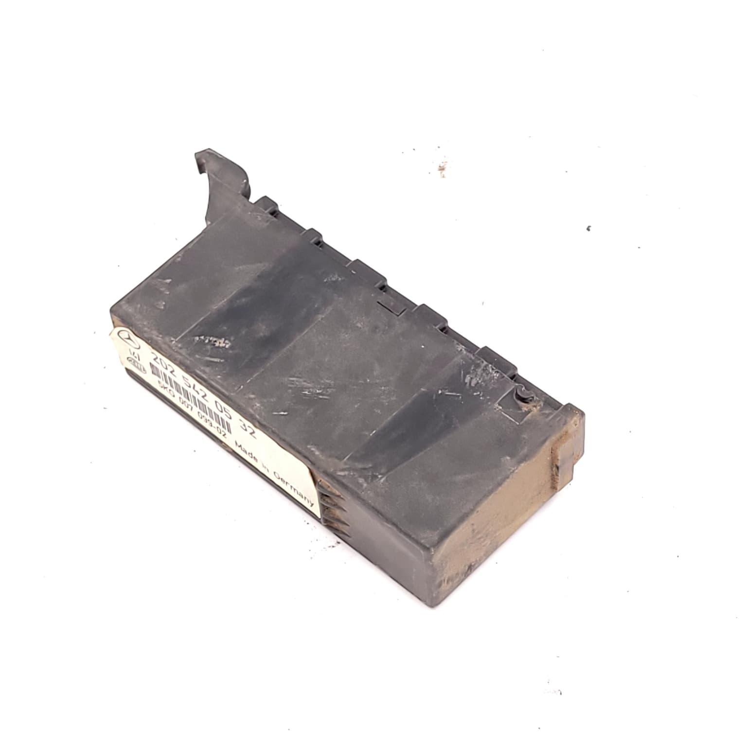 Light control module Mercedes-Benz C-CLASS (W202) 1993–2001 C 180 (202.018) M 111.920 2025420532 – 1