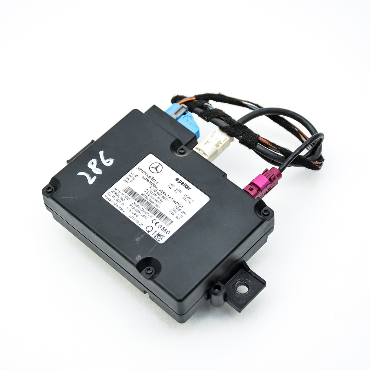 Comfort control module Mercedes-Benz E-CLASS (W212) 2009–2016 E 200 CDI / BlueTEC (212.005, 212.006) OM 651.925 A2429004801 – 1