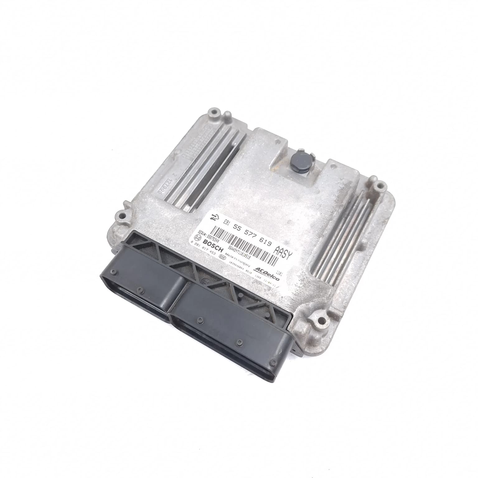 Engine control unit Opel INSIGNIA 2008–2022 2.0 CDTI A 20 DTH 55577619 – 1