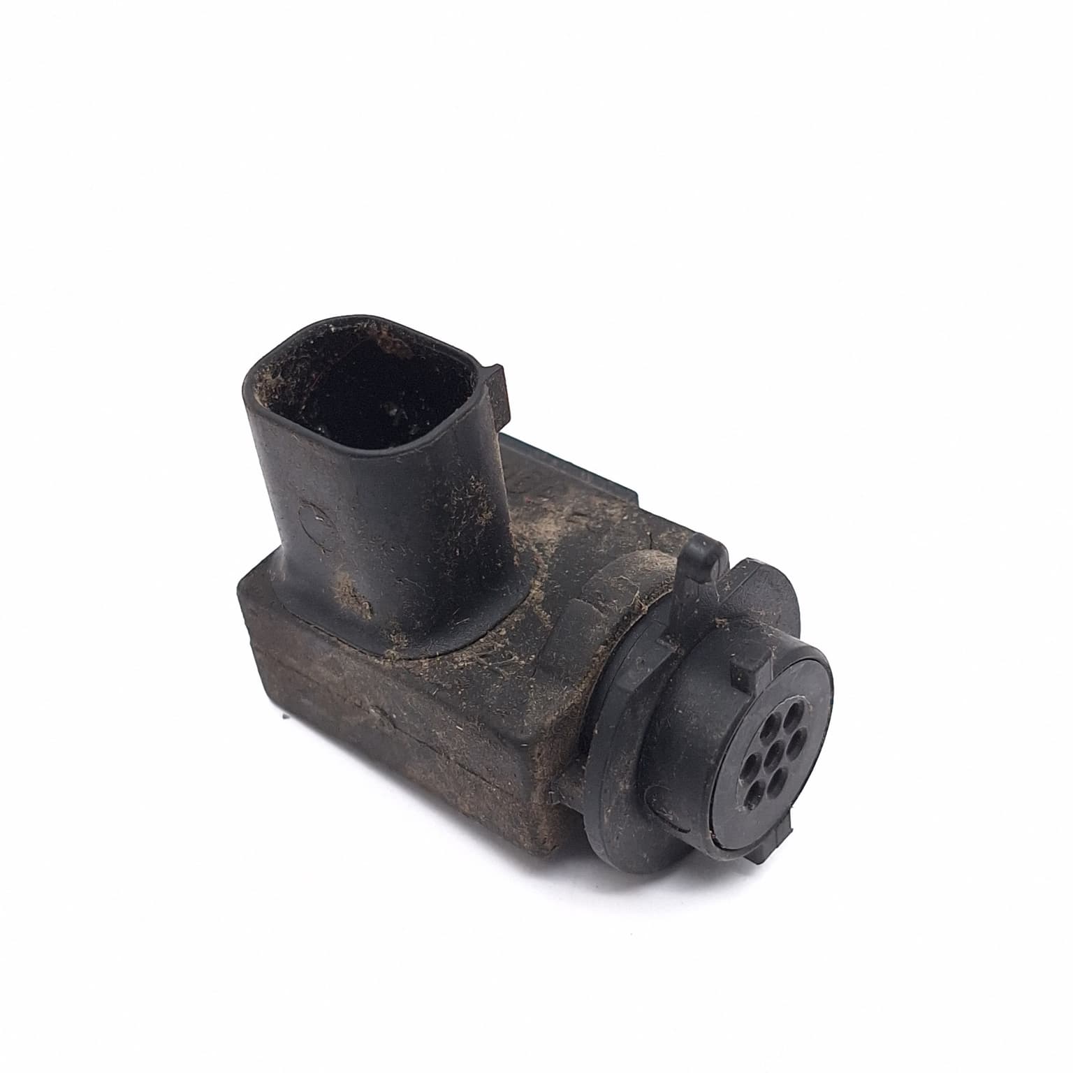 AC pressure sensor Audi Q7 (4L) 2006–2015 7L0907643A – 1