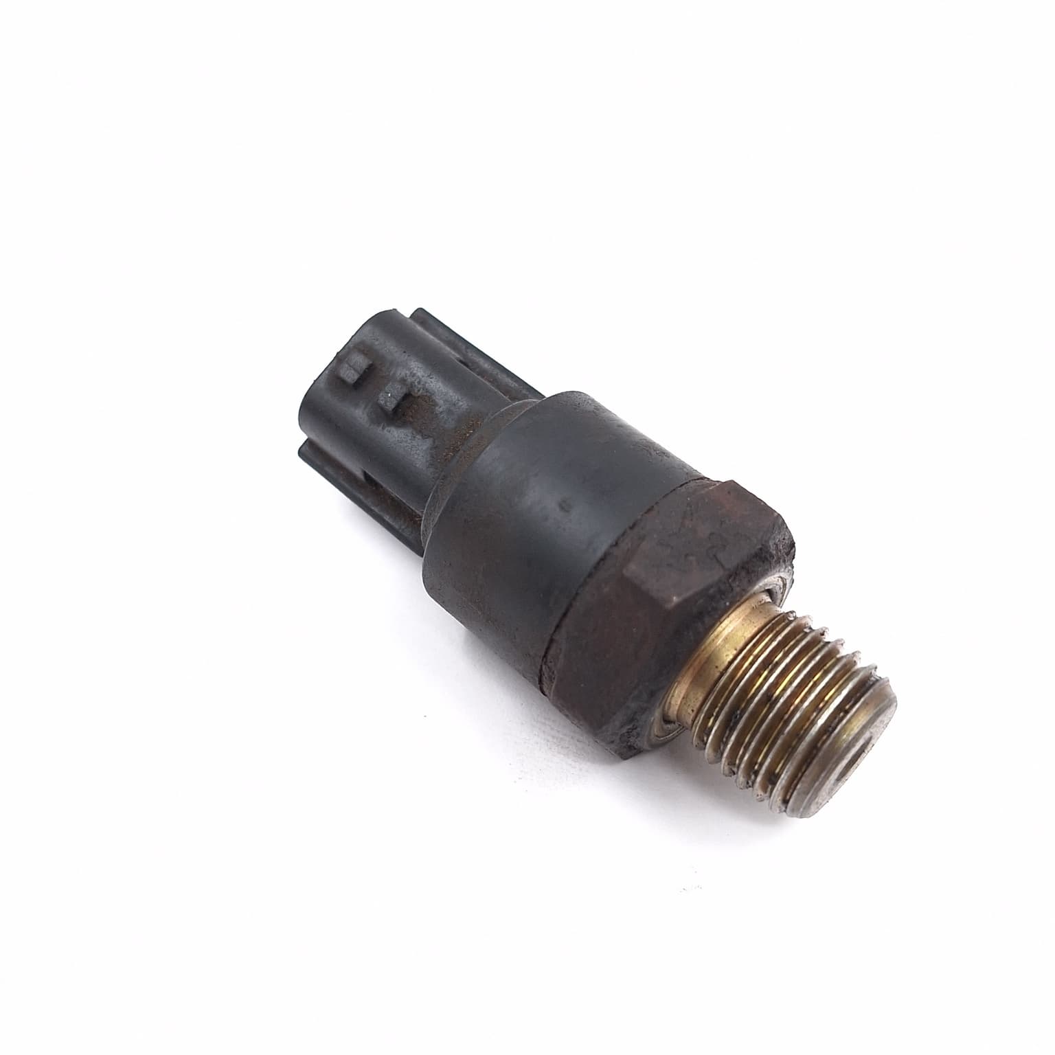 Oil pressure sensor Dacia LOGAN (LS) 2004–2012 1.4 MPI LPG (LS0C) K7J 710 – 1