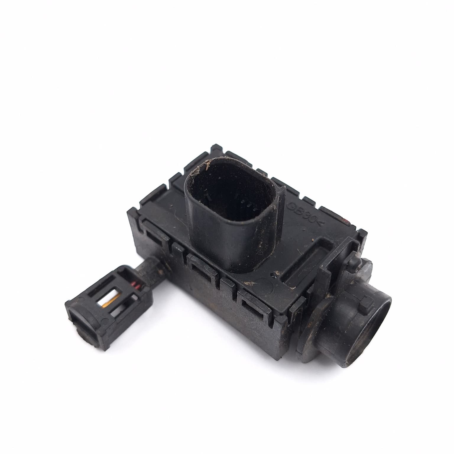 AC pressure sensor Audi A4 B8 (8K) 2007–2015 4G0907658A – 1