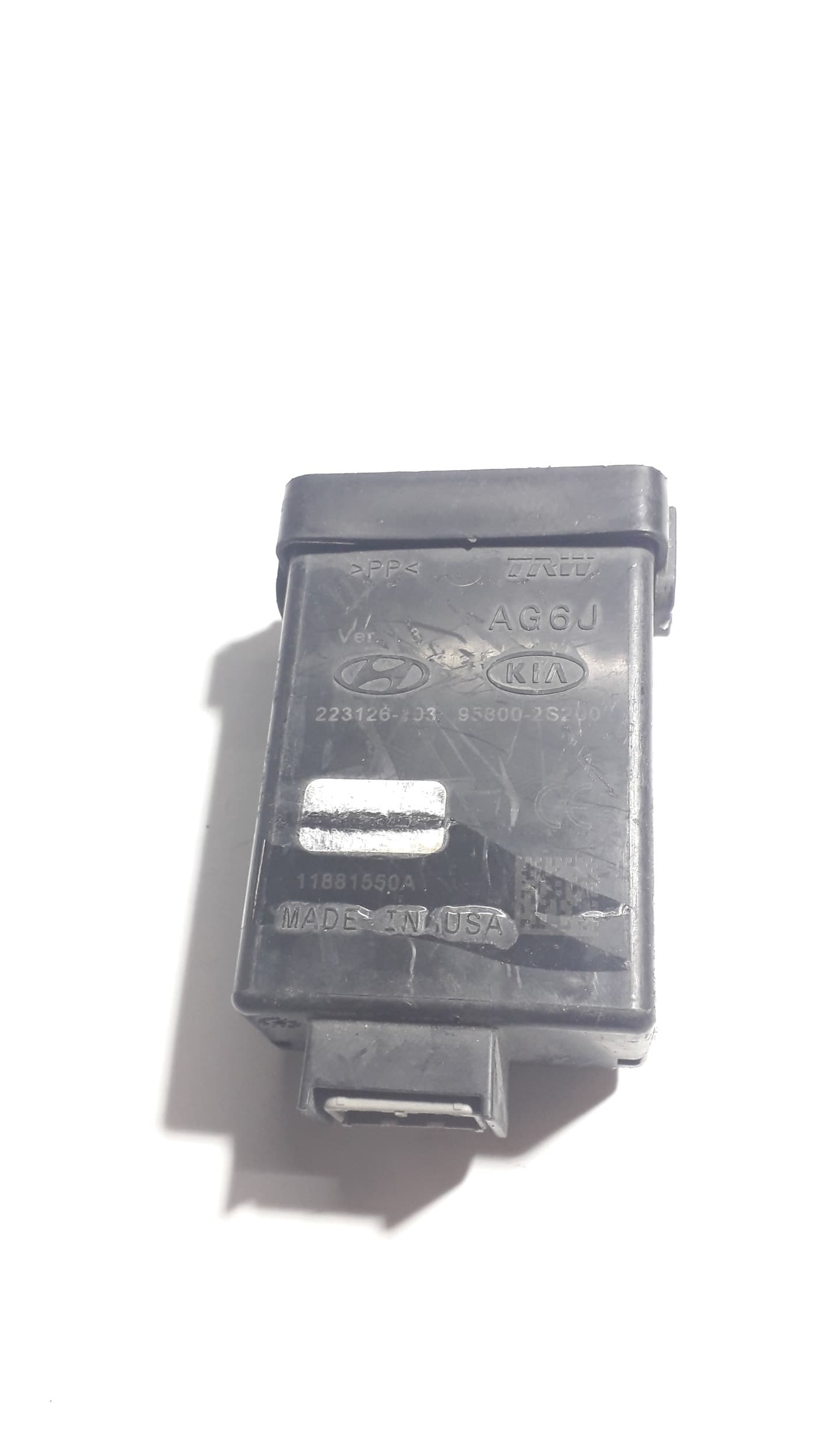 Control unit Hyundai i30 (FD) 2007–2012 952102L010 – 1