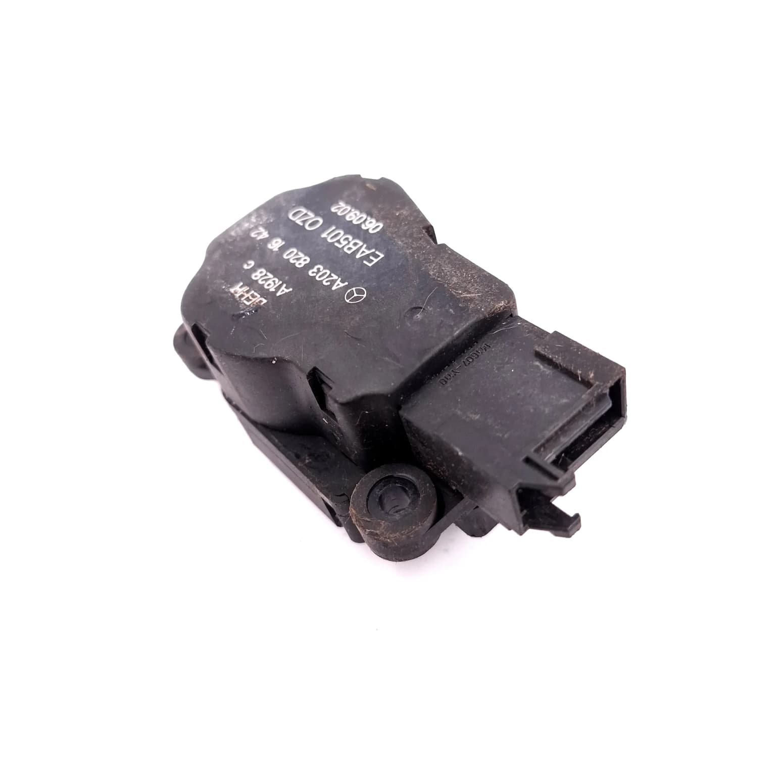 Electronic actuator Mercedes-Benz C-CLASS (W203) 2000–2007 A2038201642 – 1
