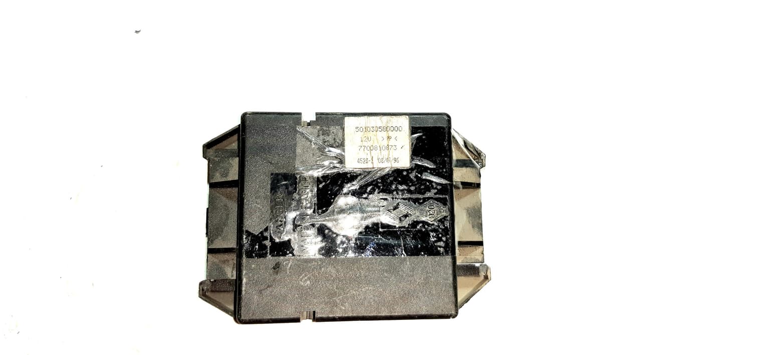 Control unit Renault LAGUNA 1 1993–2001 501030580000 – 1