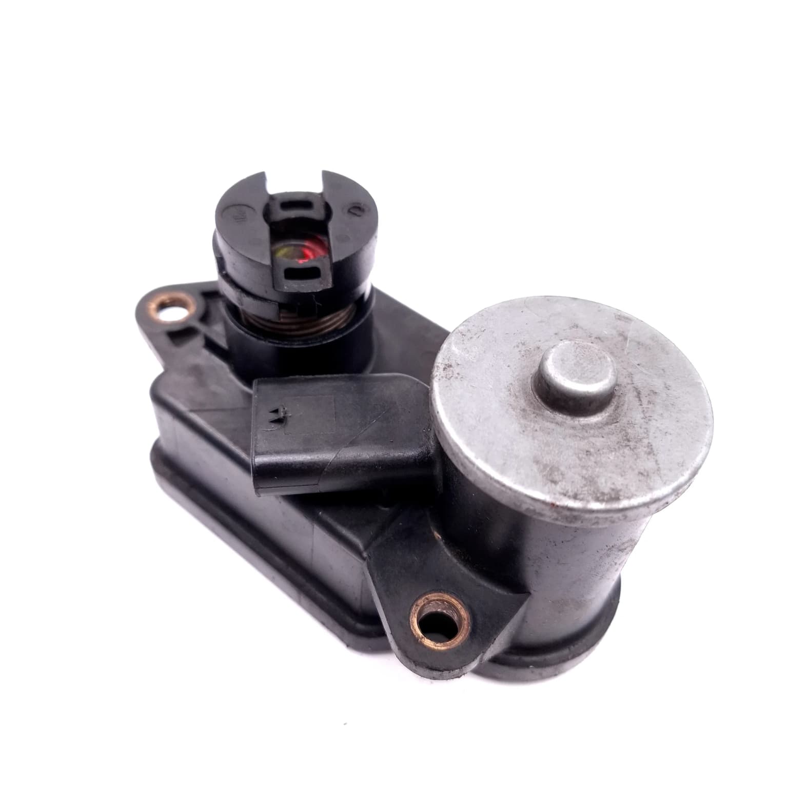 Electronic actuator Mercedes-Benz E-CLASS (W212) 2009–2016 A6401500494 – 1