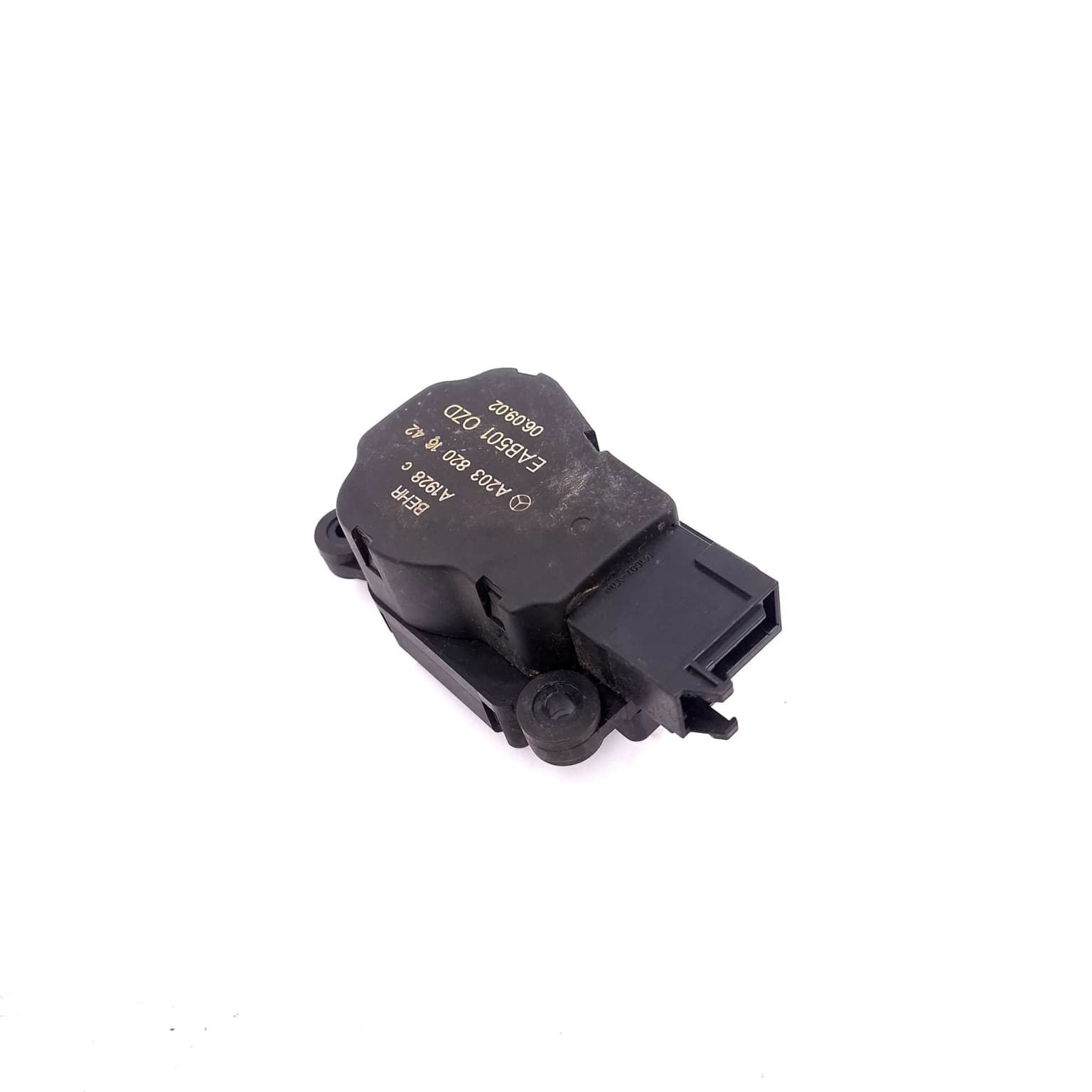 Electronic actuator Mercedes-Benz C-CLASS (W203) 2000–2007 A2038201642 – 1