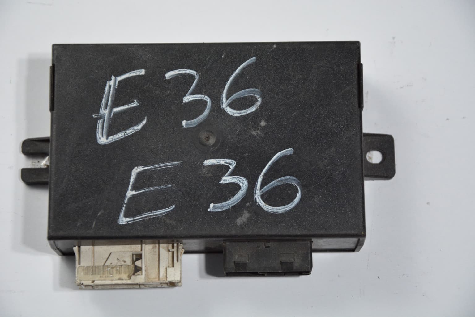 Control unit BMW 3 (E36) 1990–2000 61358353569 – 1