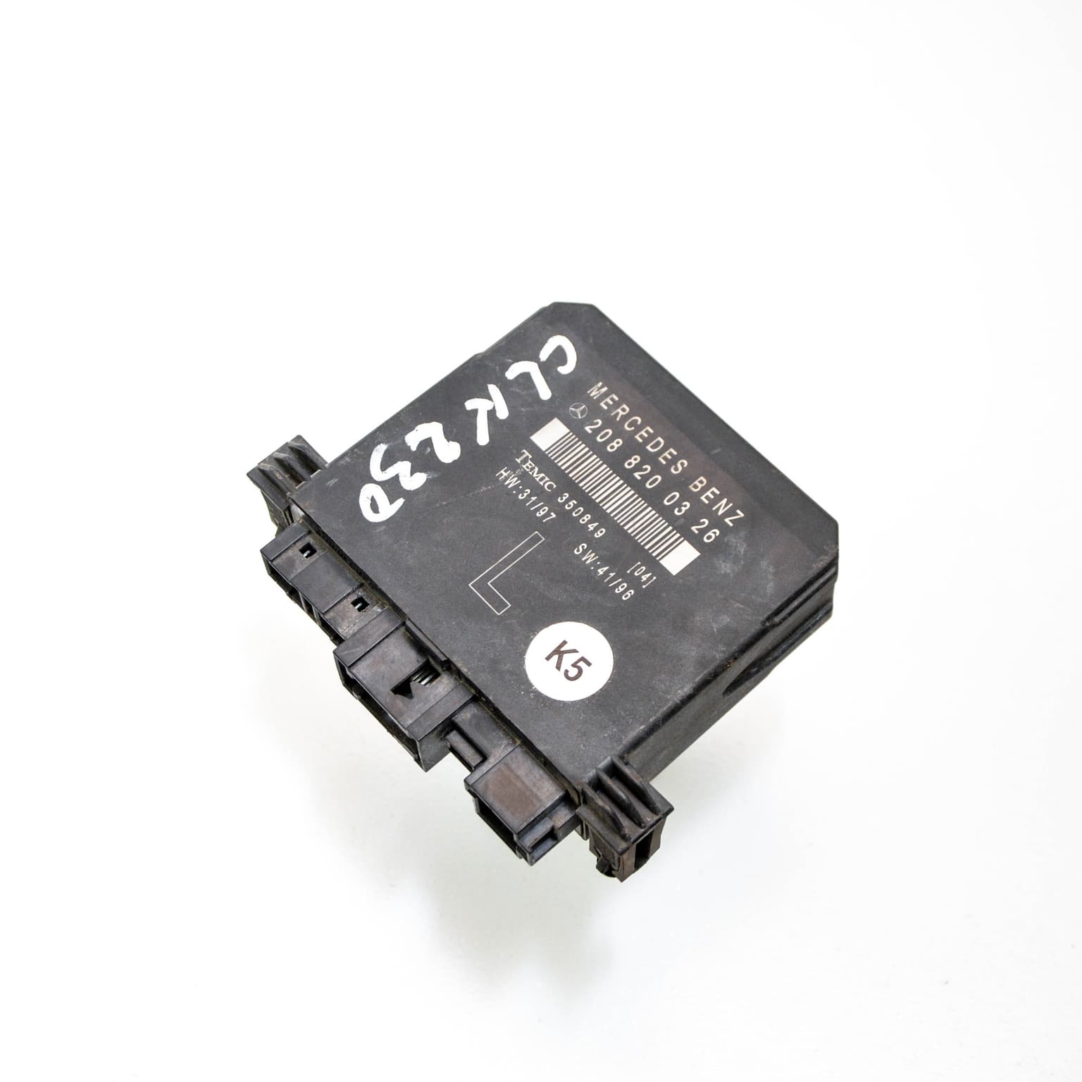 Control unit Mercedes-Benz C-CLASS (W203) 2000–2007 2088200326 – 1