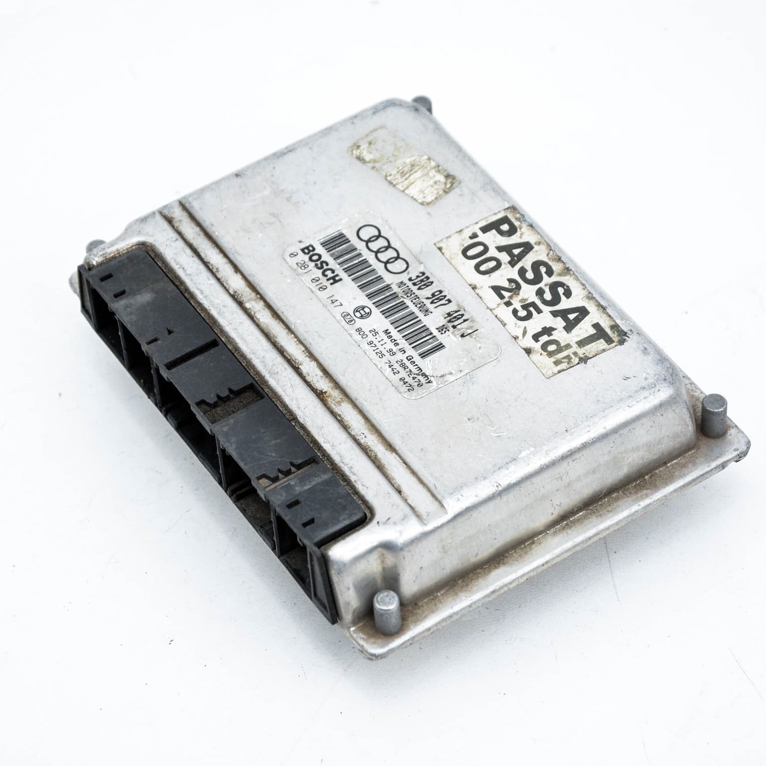 Engine control unit VW PASSAT B5, B5.5 1996–2005 3B0907401J – 1