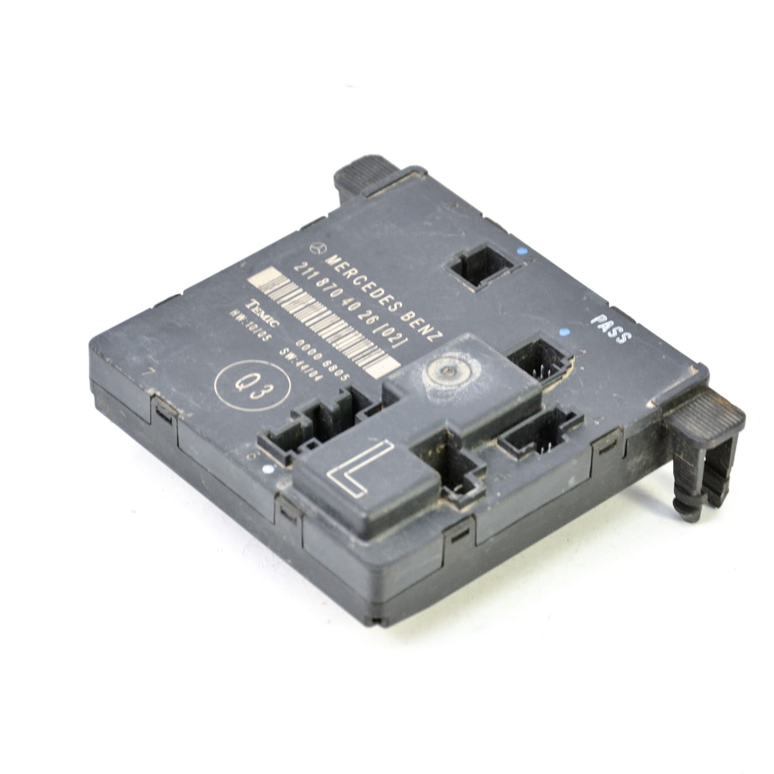 Control unit Mercedes-Benz E-CLASS (W211) 2002–2009 2118704026 – 1