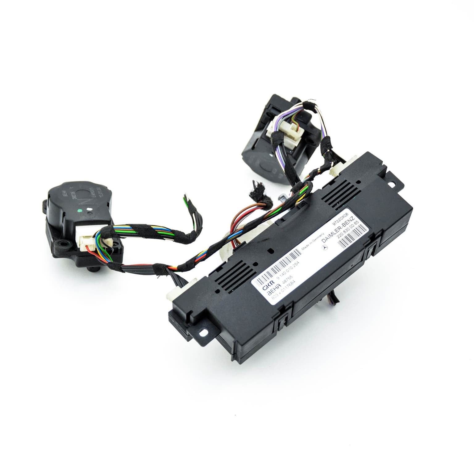 Calculateur Mercedes-Benz S-CLASS (W220) 1998–2005 S 430 (220.070, 220.170) M 113.941 2208300085 – 1