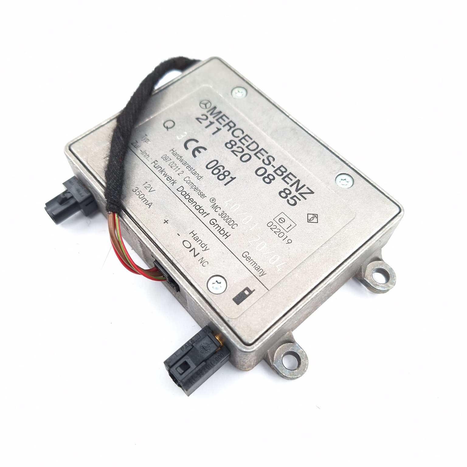 Bluetooth module Mercedes-Benz E-CLASS (W211) 2002–2009 E 270 CDI (211.016) OM 647.961 2118200885 – 1