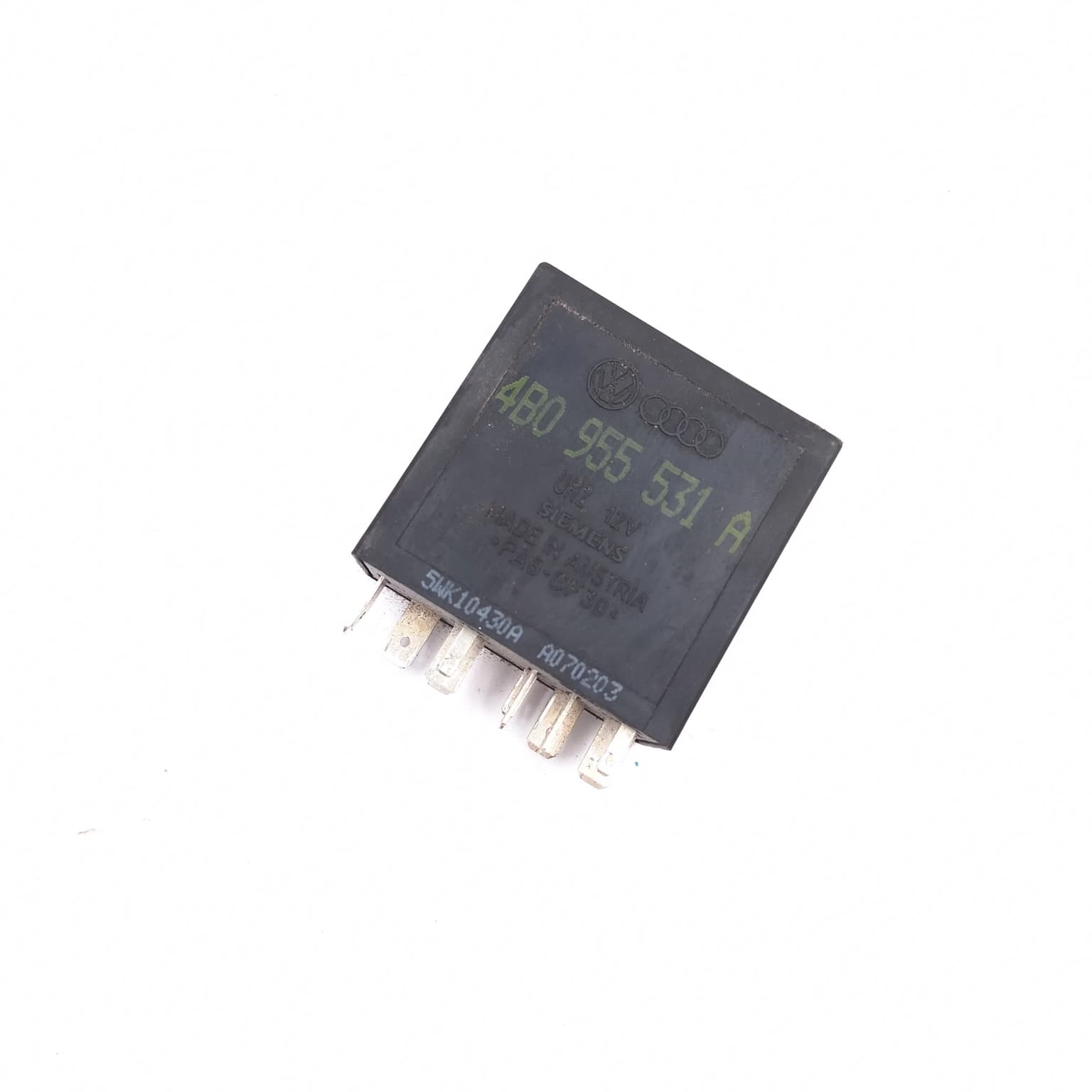 Relay VW GOLF 5 2003–2009 4B0955531A – 1