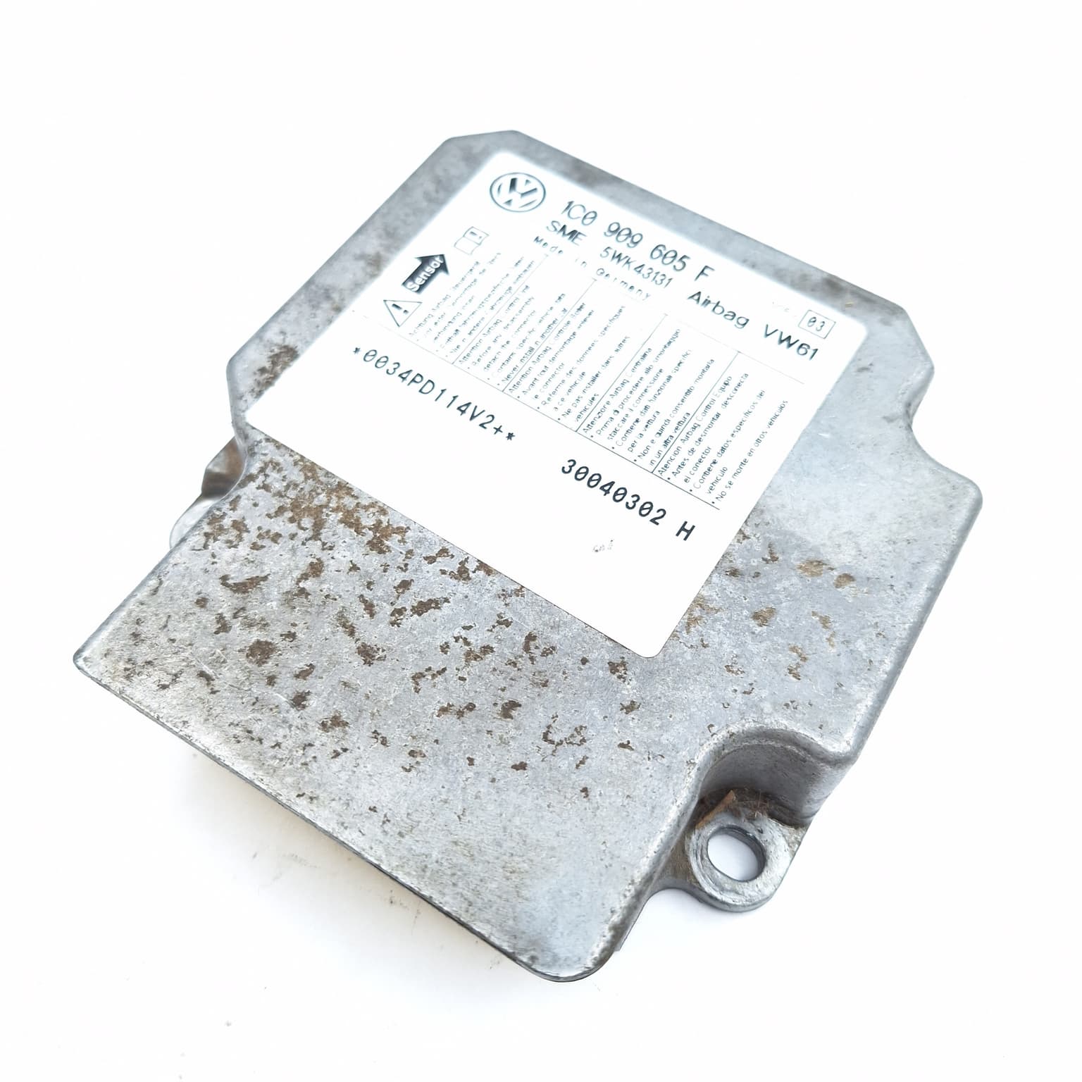 Airbag control module VW GOLF 4 1997–2004 IC0909605F – 1