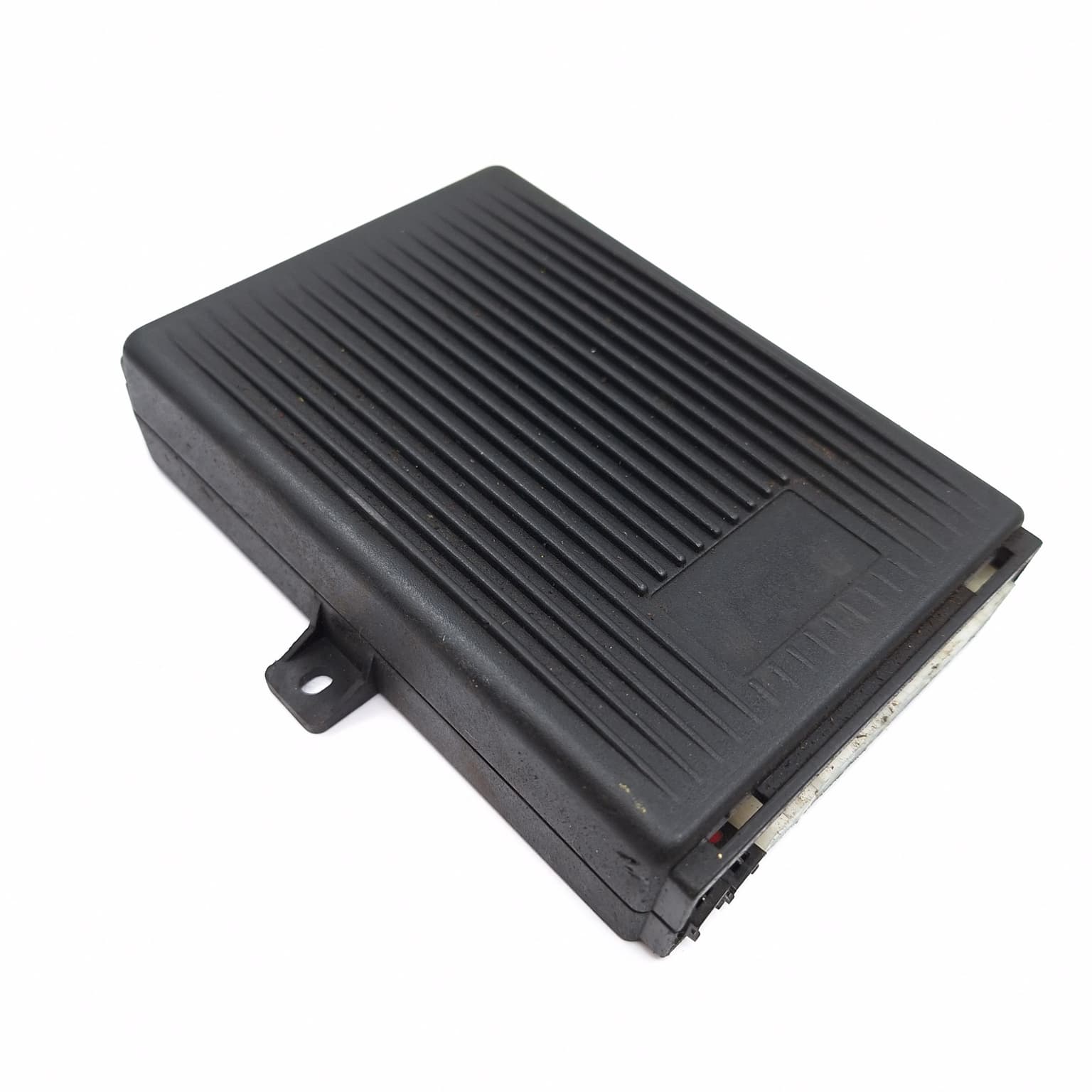 Calculateur Mercedes-Benz E-CLASS (W210) 1995–2003 020002 – 1