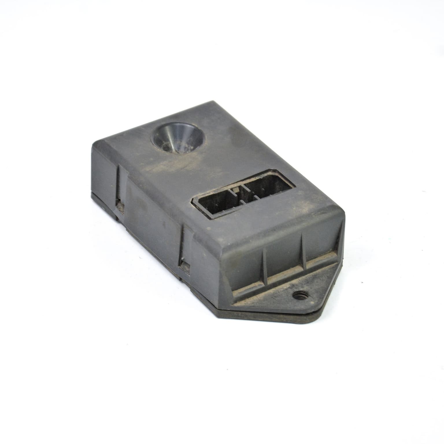 Control unit Isuzu Turquoise 2000–2022 4.8 D 4HE1-XS KM245 – 1