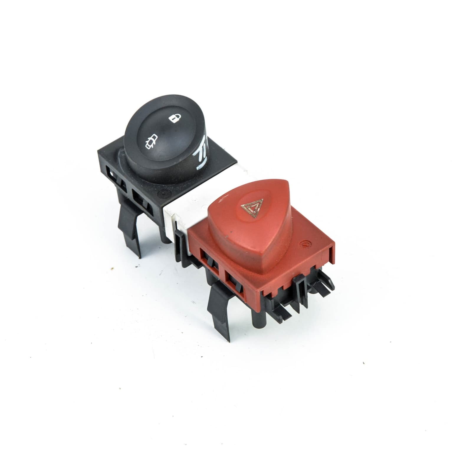Hazard light switch Renault MEGANE 2 2002–2010 1.5 dCi K9K 732 8200407415 – 1