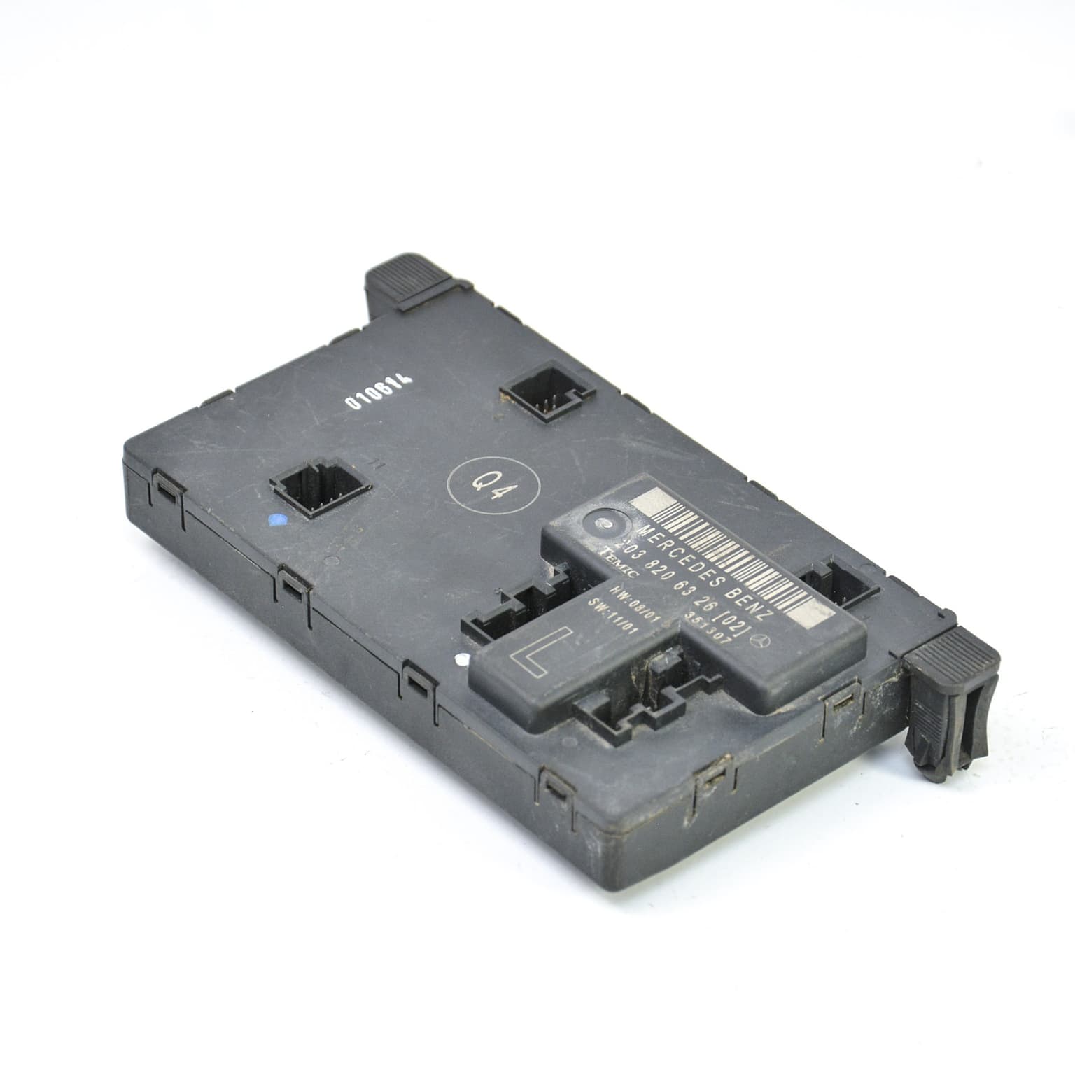 Calculateur Mercedes-Benz C-CLASS (W203) 2000–2007 2038206326 – 1