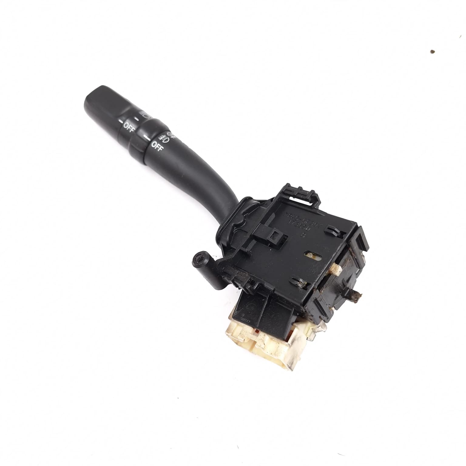 Turn signal lever Toyota AVENSIS (T25) 2003–2008 2.0 D-4D 1CD-FTV 173650 – 1