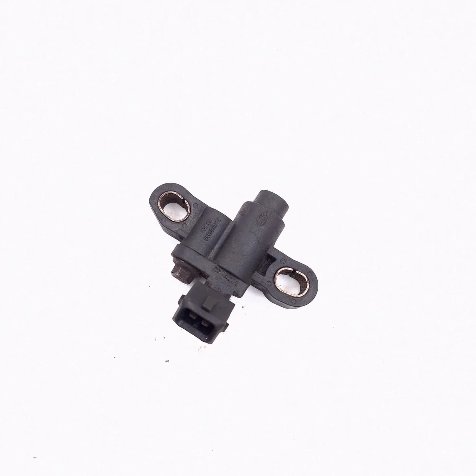 Crankshaft position sensor Ford MONDEO Mk 3 2000–2007 XS7Q6023AC – 1
