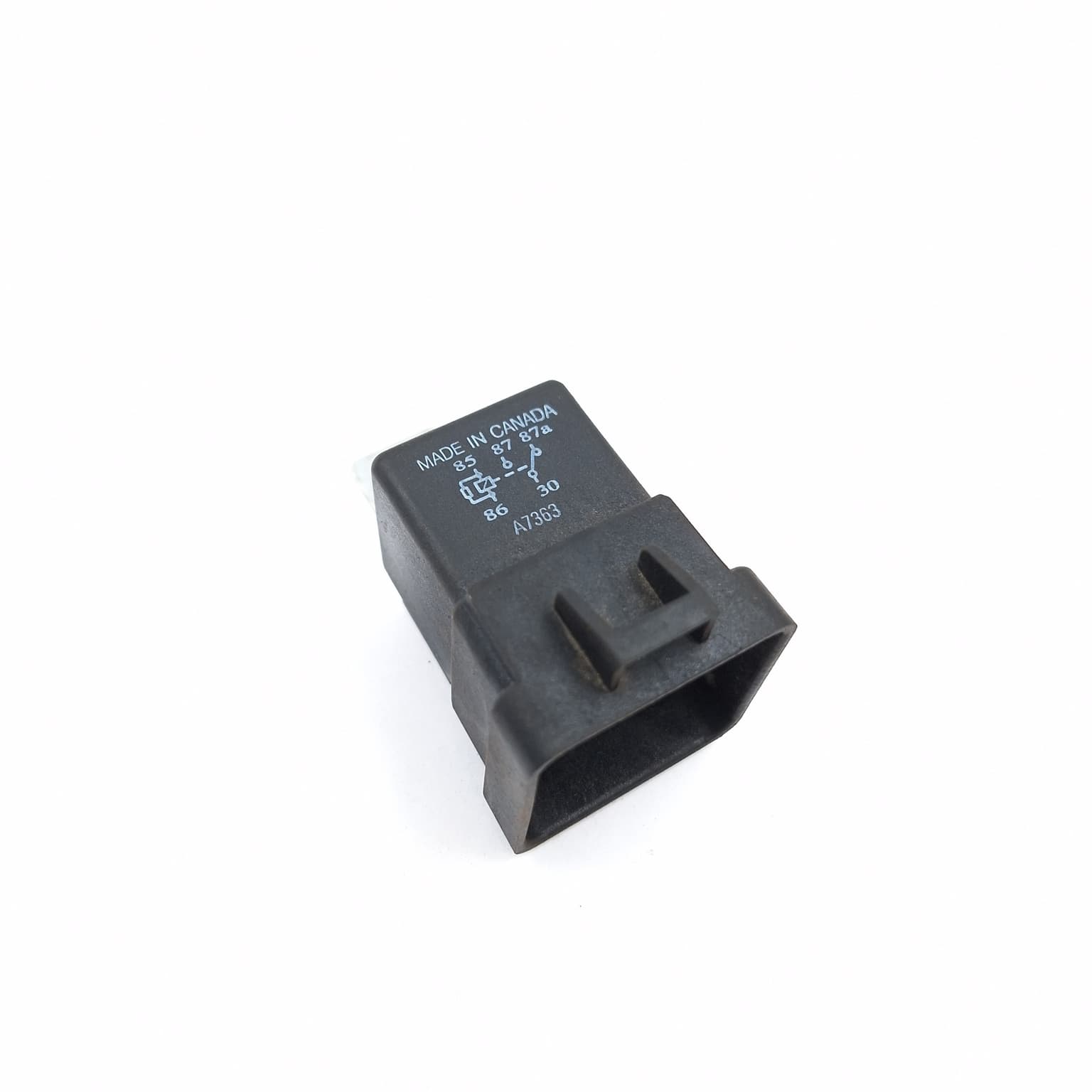 Relay Chevrolet LUMINA limuzina 1989–2001 858787A – 1