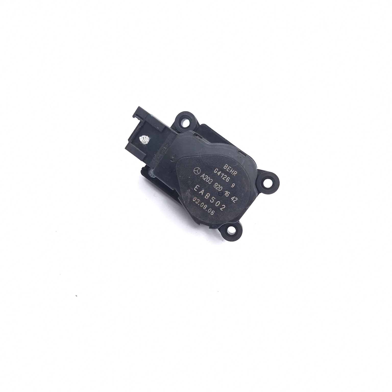 Electronic actuator Mercedes-Benz ML / M-CLASS (W163) 1997–2005 A2038201642 – 1