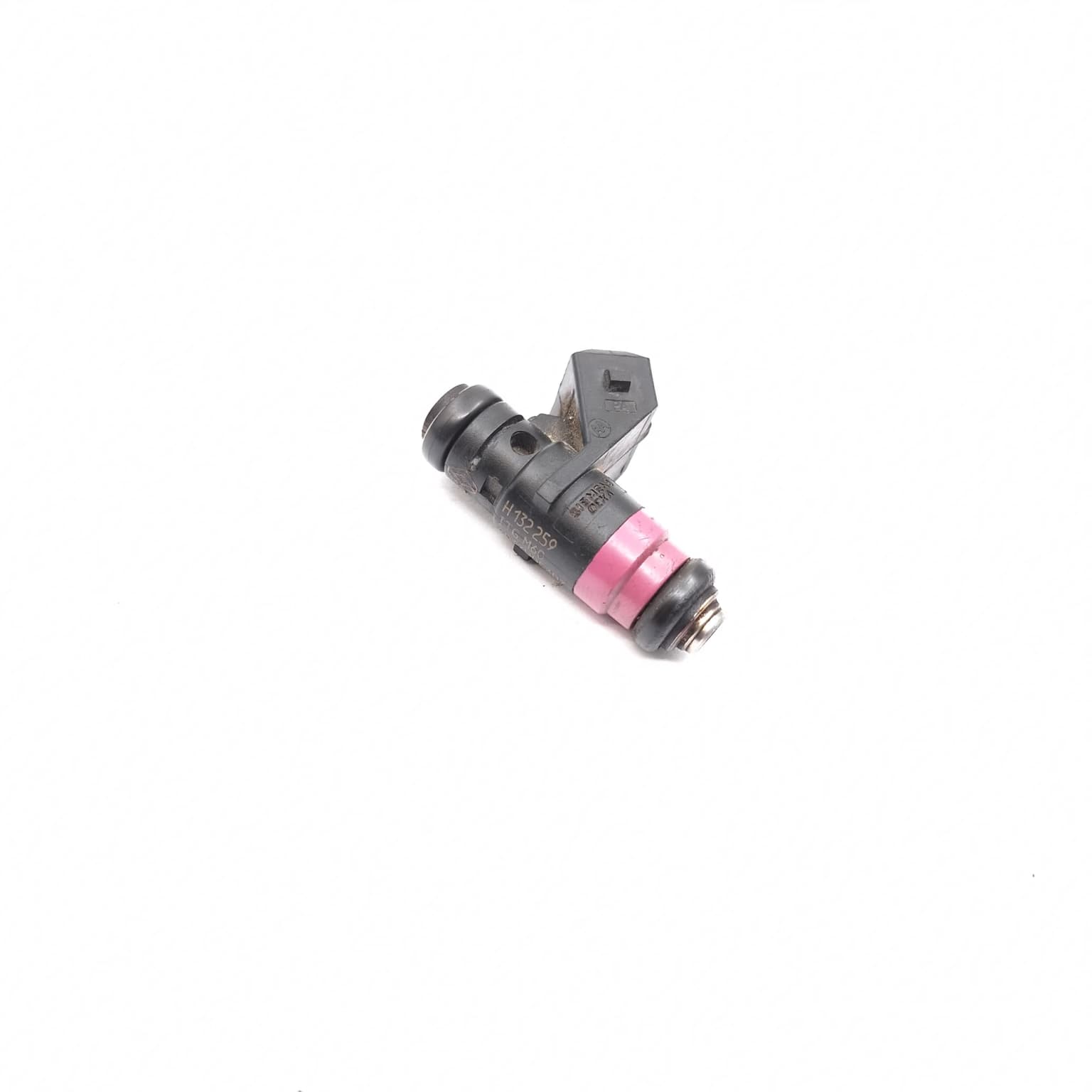 Fuel injector Renault MEGANE 2 2002–2010 1.6 H132259 – 1