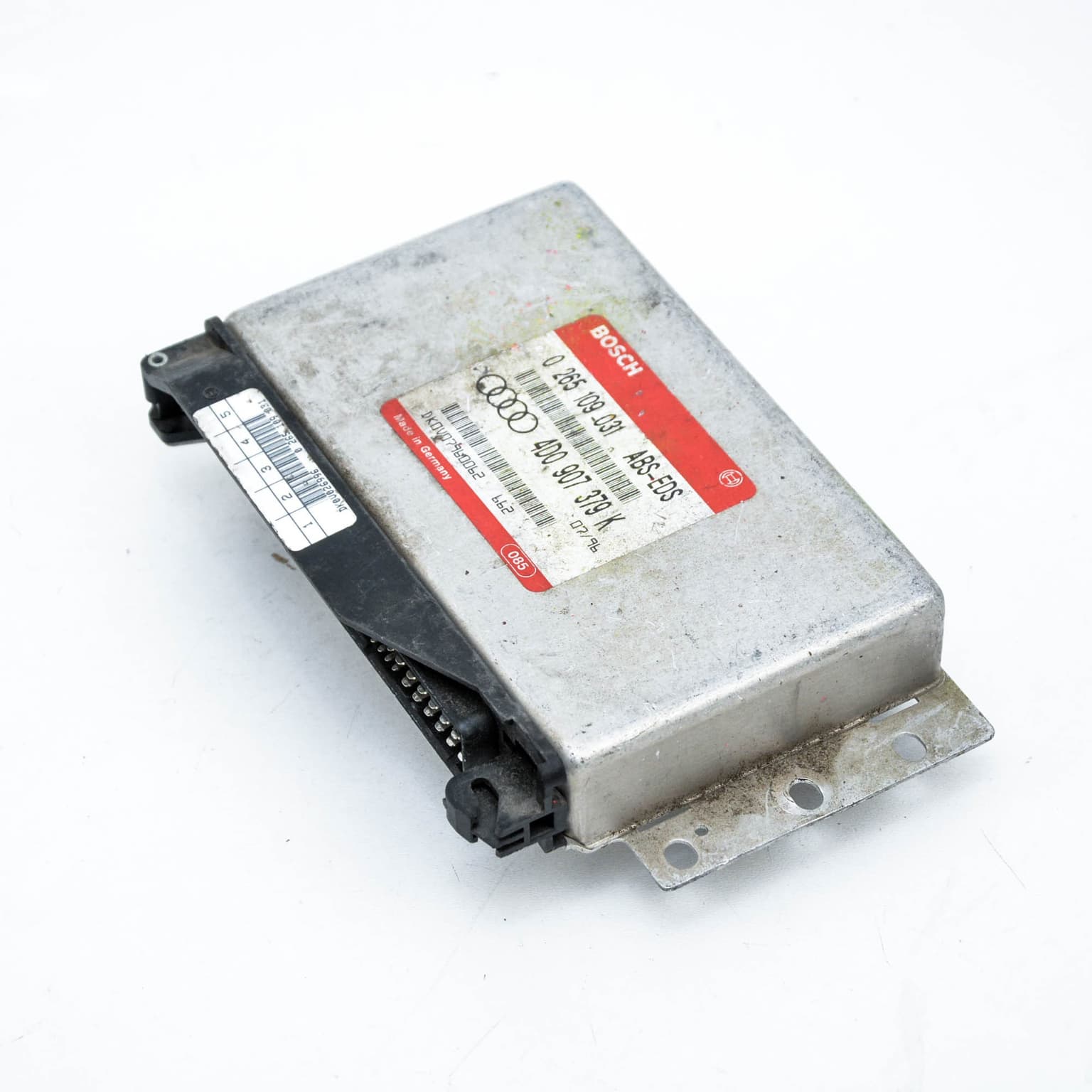 ABS ESP control unit Audi A4 B5 (8D) 1994–2001 4D0907379K – 1