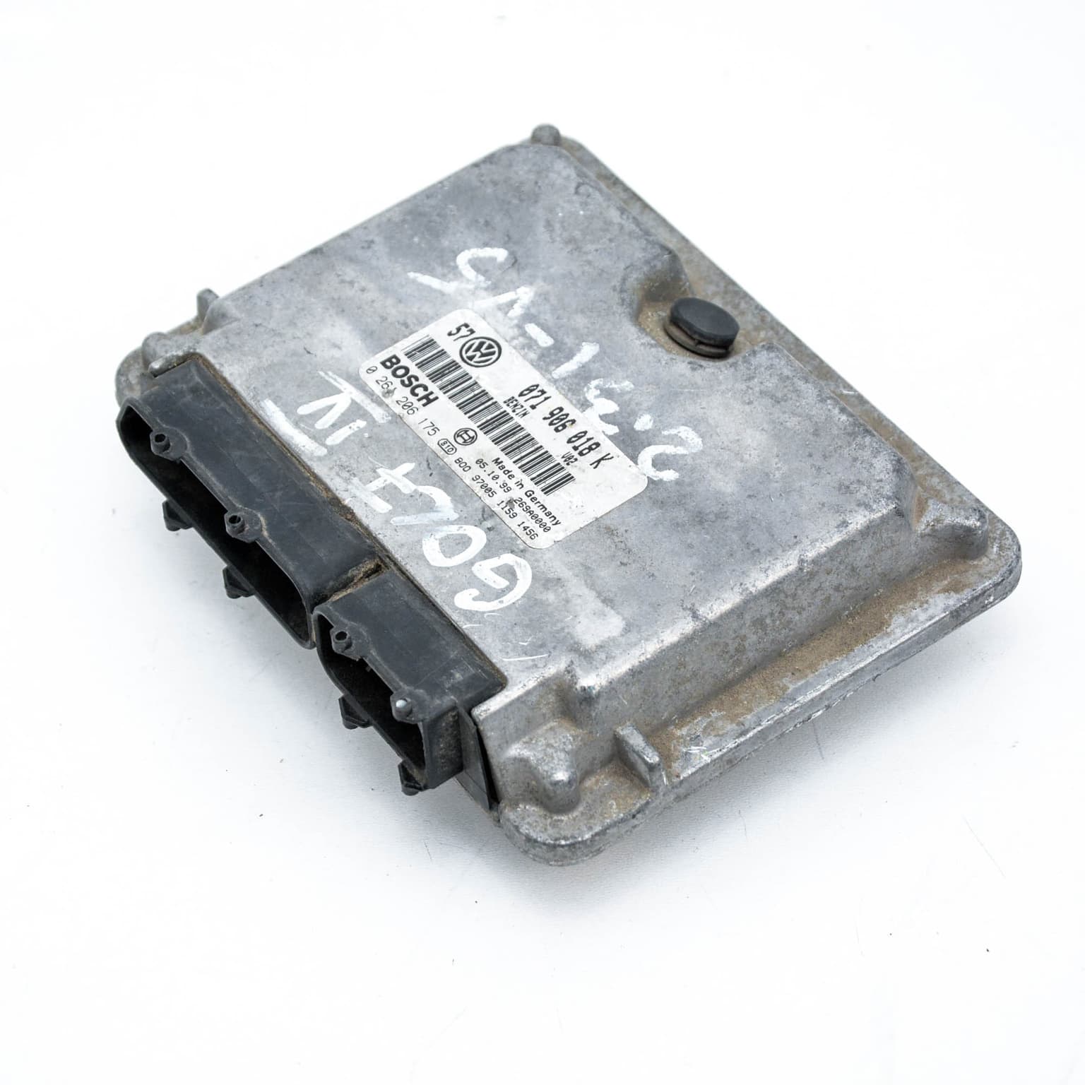 Engine control unit VW GOLF 4 1997–2004 071906018K – 1