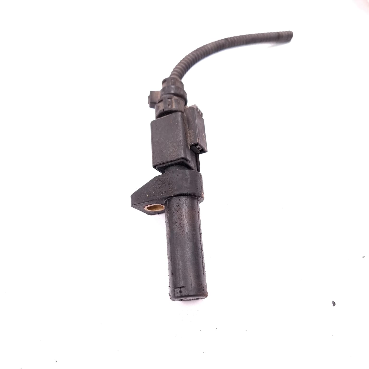 Crankshaft position sensor Mercedes-Benz C-CLASS (W204) 2007–2014 C 220 CDI (204.208) OM 646.811 0031532828 – 1