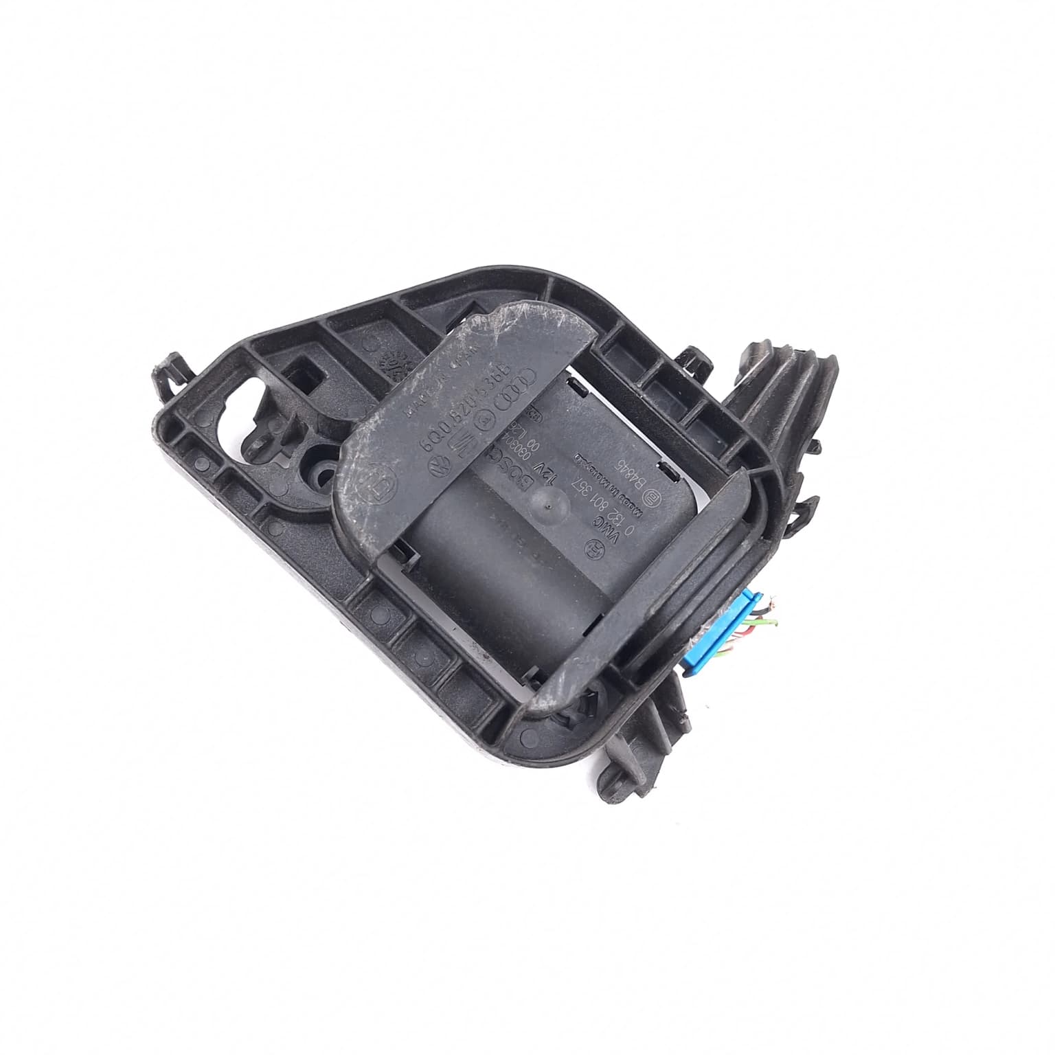 Electronic actuator VW POLO (6R) 2009–2017 6Q0820536B – 1