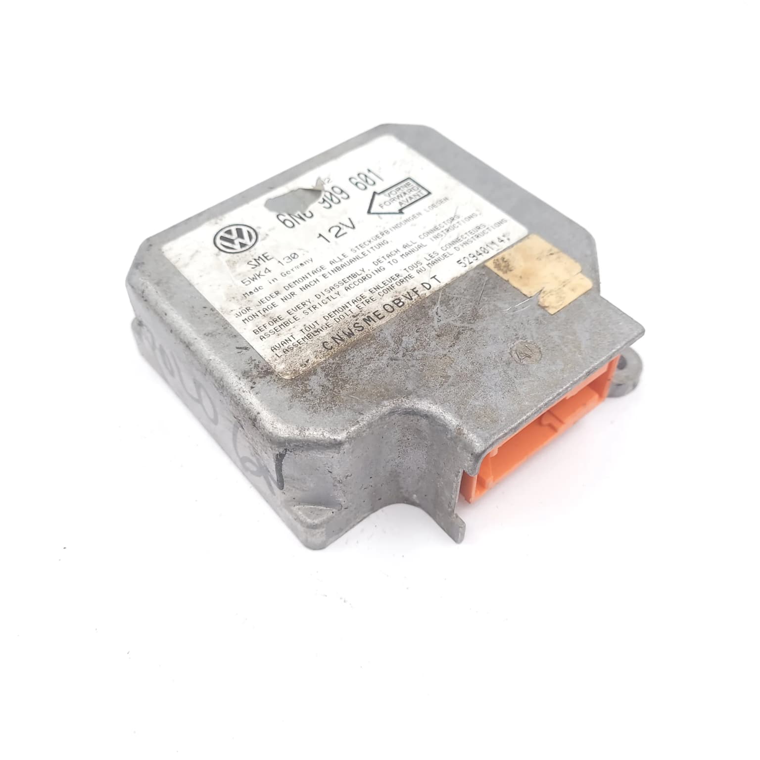 Airbag control module VW PASSAT B5, B5.5 1996–2005 6N0909601 – 1