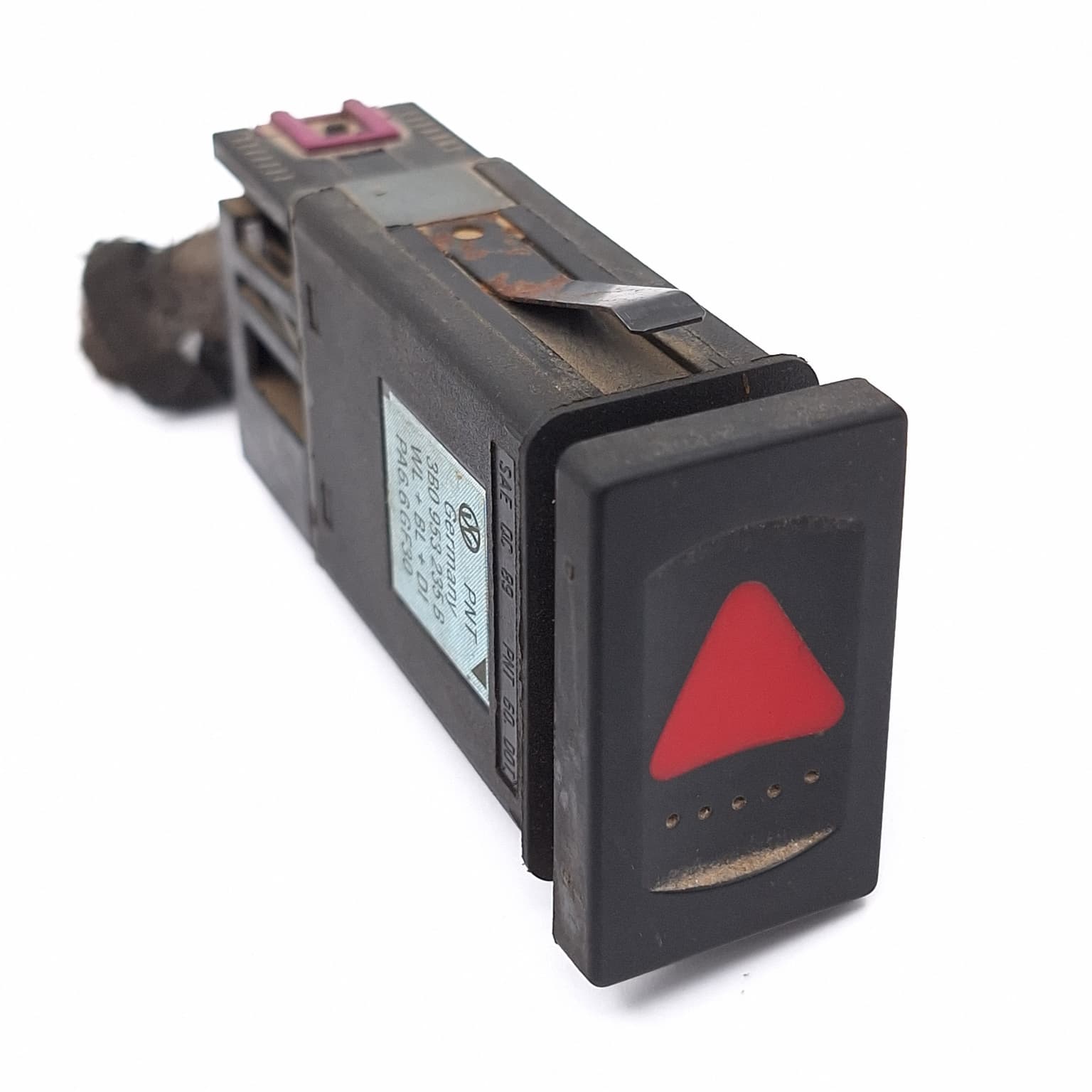 Hazard light switch VW PASSAT B5, B5.5 1996–2005 1.9 TDI AHU 3B0953235B – 1