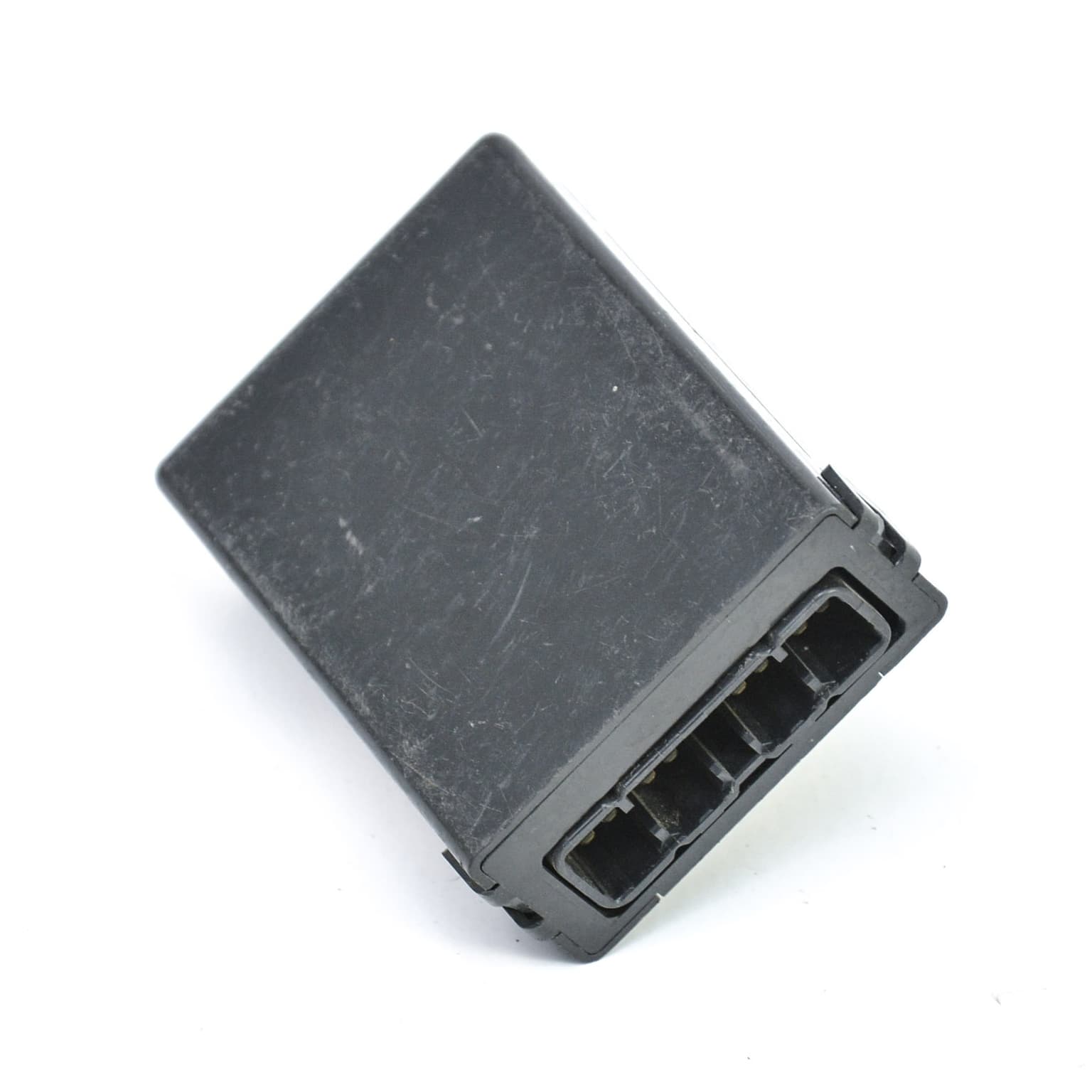 Control unit Toyota YARIS VERSO (NLP2, NCP2) 1999–2005 8865052180 – 1