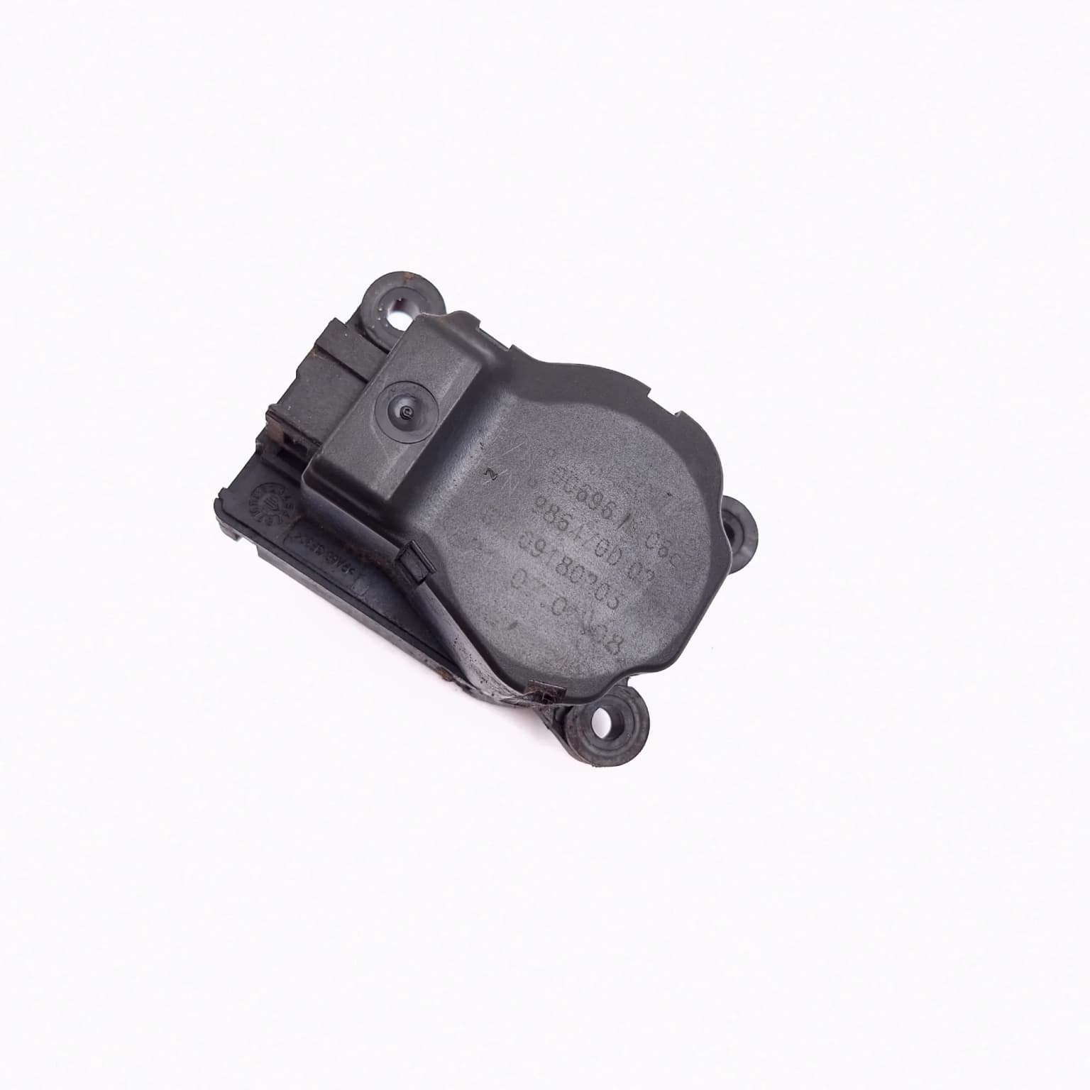 Electronic actuator Opel VECTRA C 2002–2008 1.9 CDTI Z 19 DT 09180203 – 1