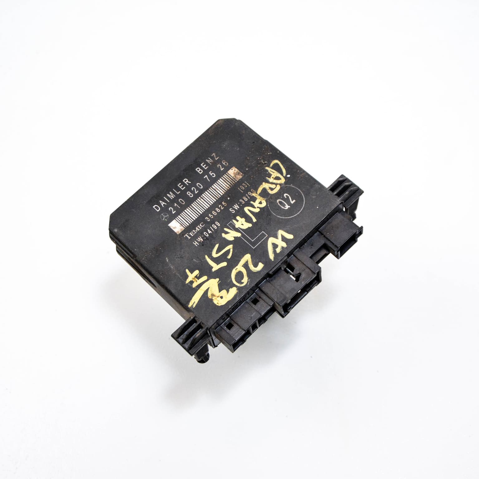 Control unit Mercedes-Benz E-CLASS (W210) 1995–2003 2108207526 – 1