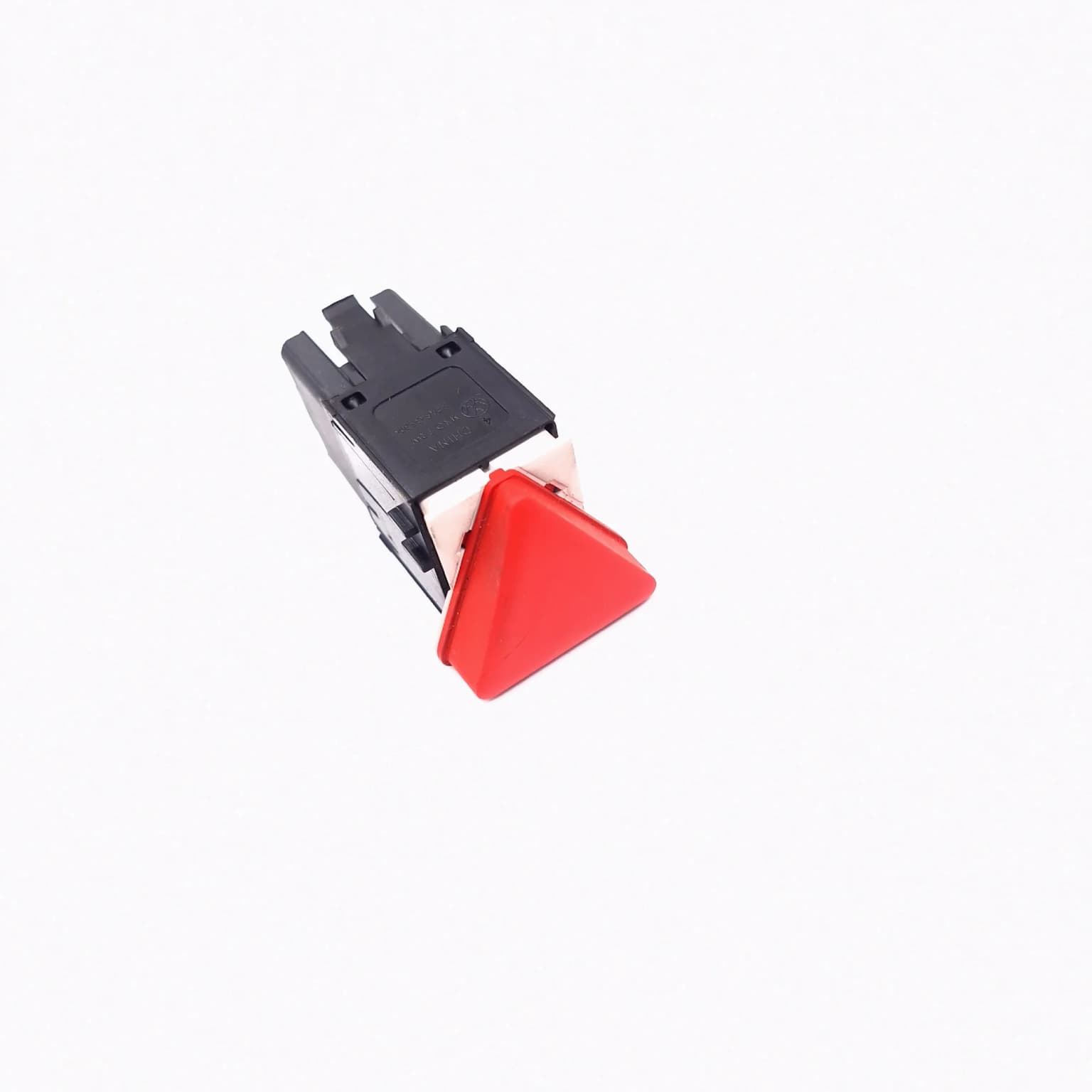 Hazard light switch VW GOLF 5 2003–2009 1.6 BSE 1K0953509A – 1