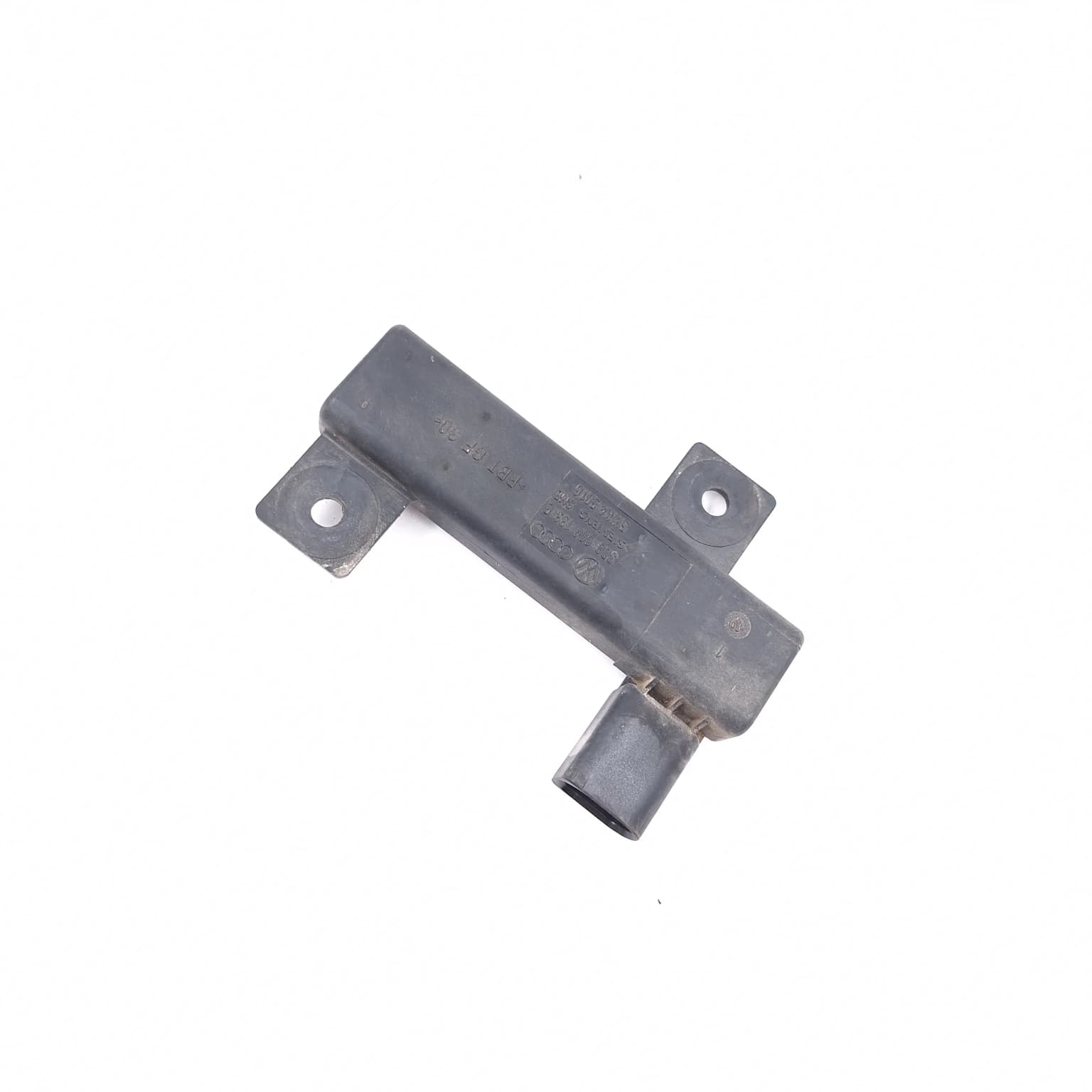Sensor VW TOUAREG (7L) 2002–2010 3C0909133E – 1