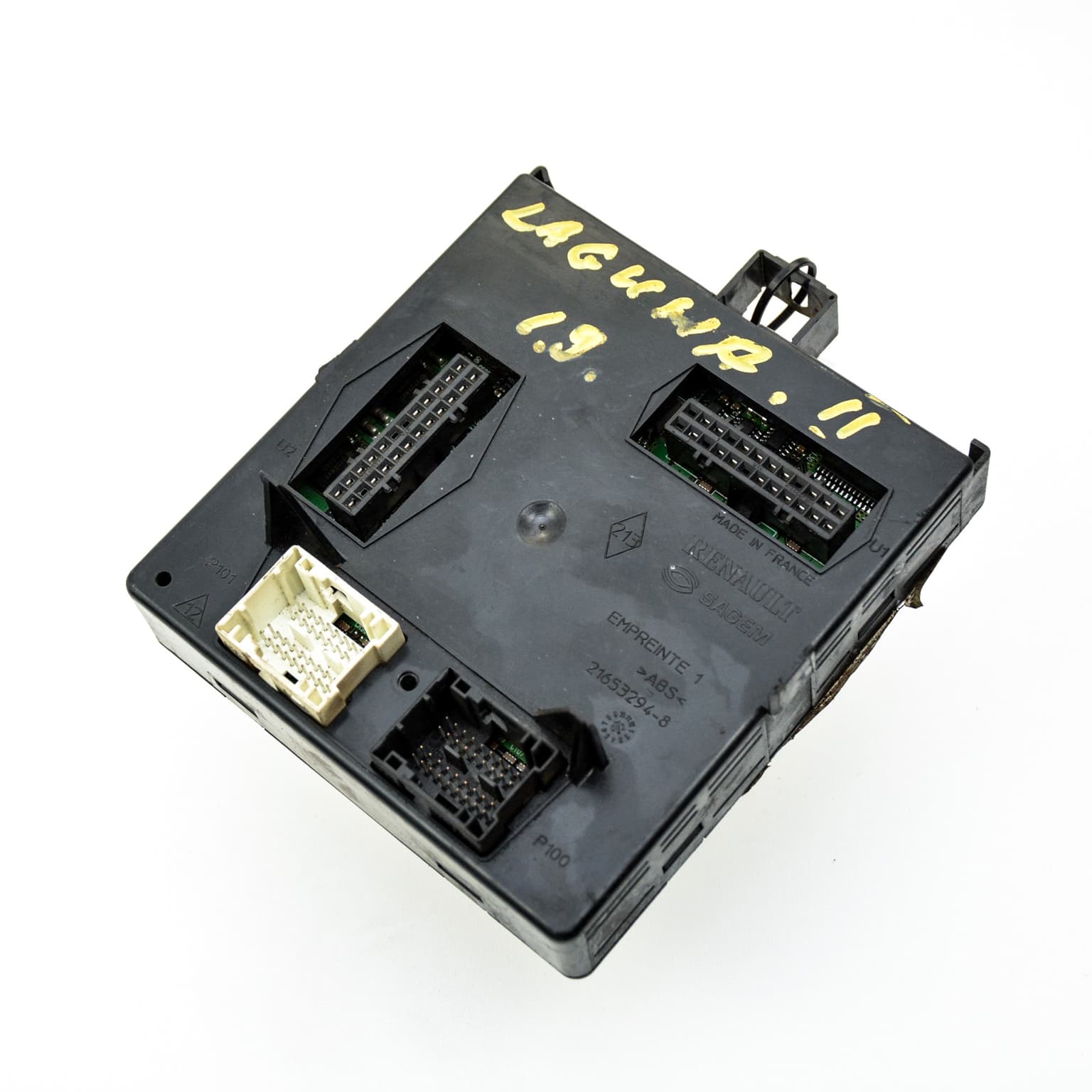 Calculateur de confort Renault LAGUNA 2 2001–2007 1.9 dCi 8200228551 – 1