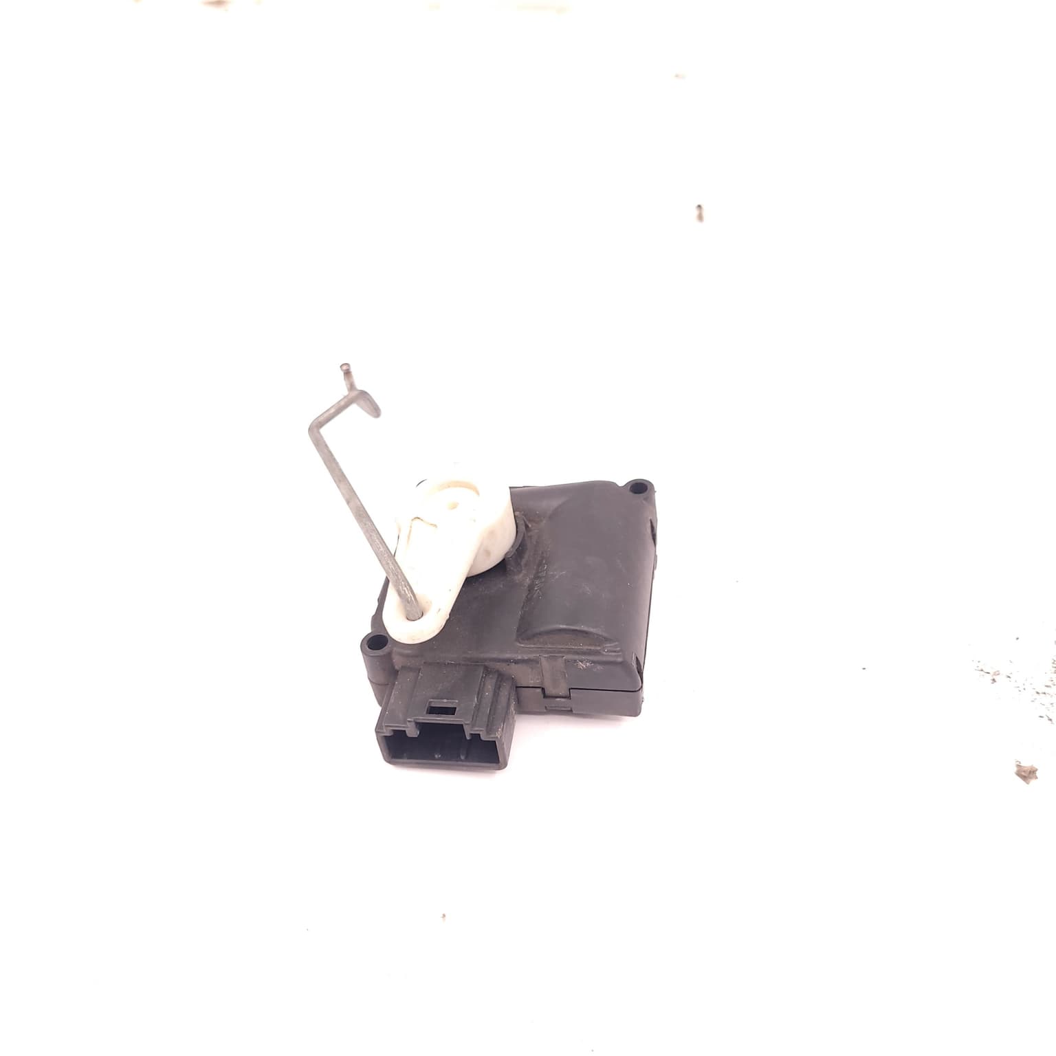 Electronic actuator Audi A8 (4E) 2002–2009 0132801323 – 1