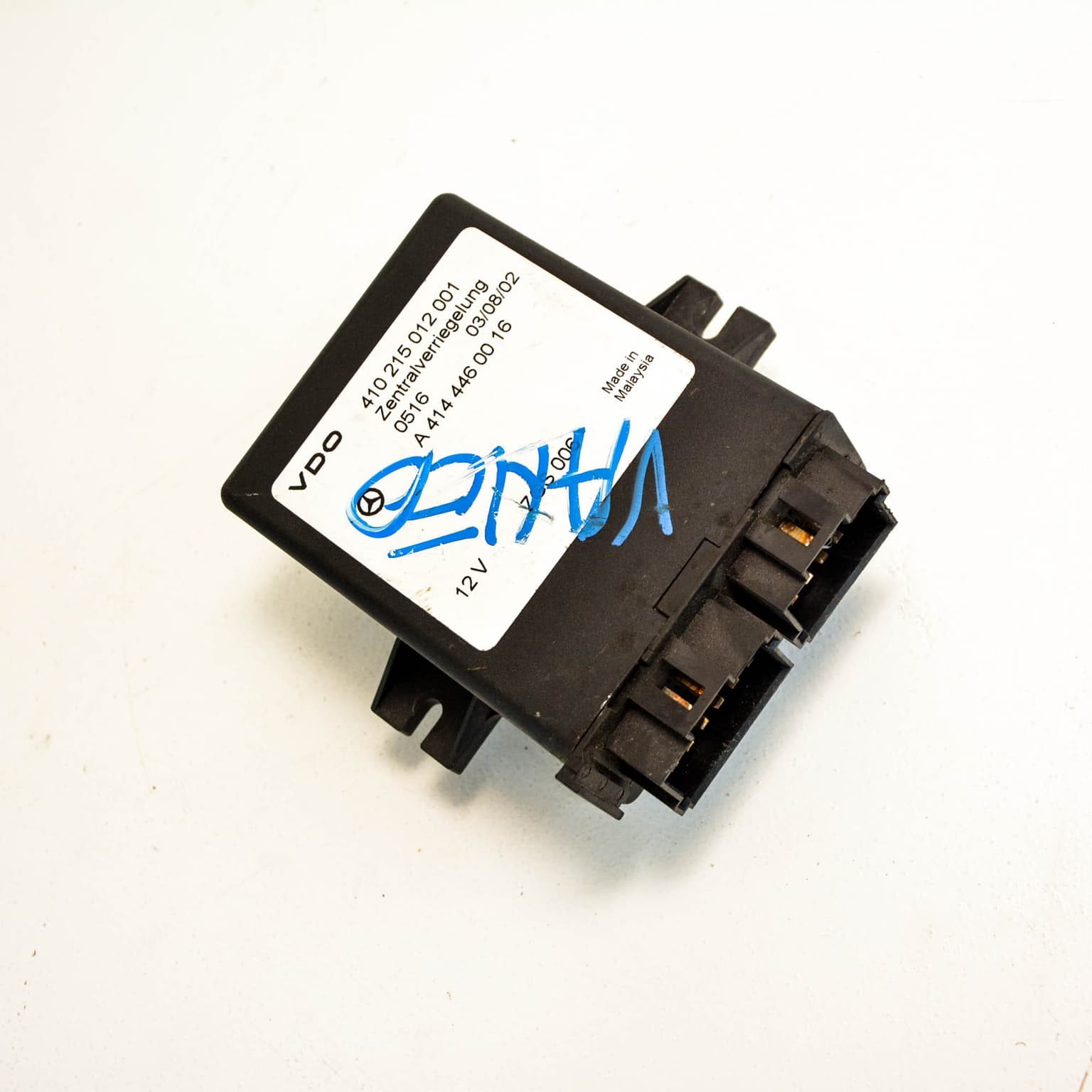 Calculateur Mercedes-Benz VANEO (414) 2001–2005 410215012001 – 1