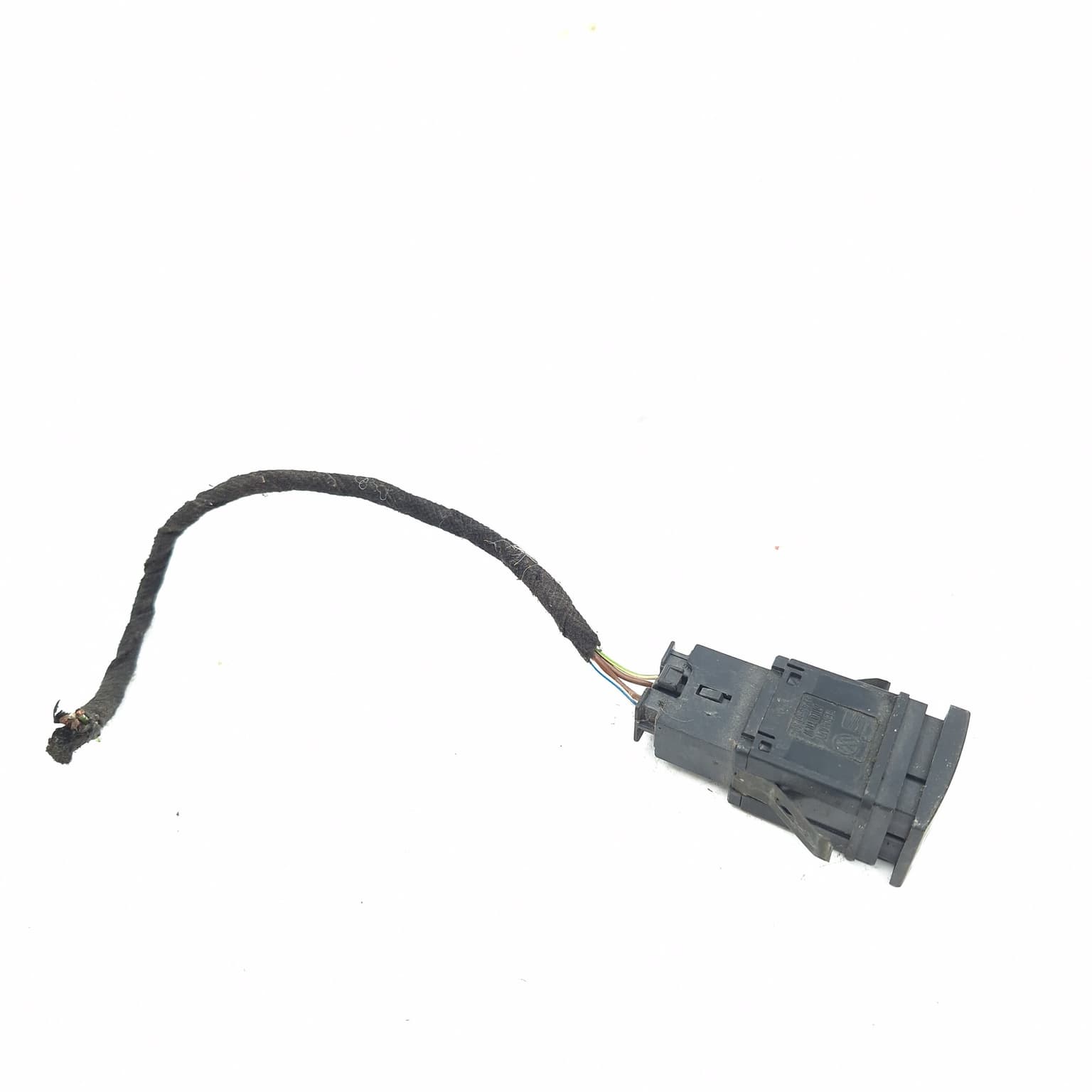 Hazard light switch VW POLO (9N, 9N3) 2002–2010 6Q0953235A – 1