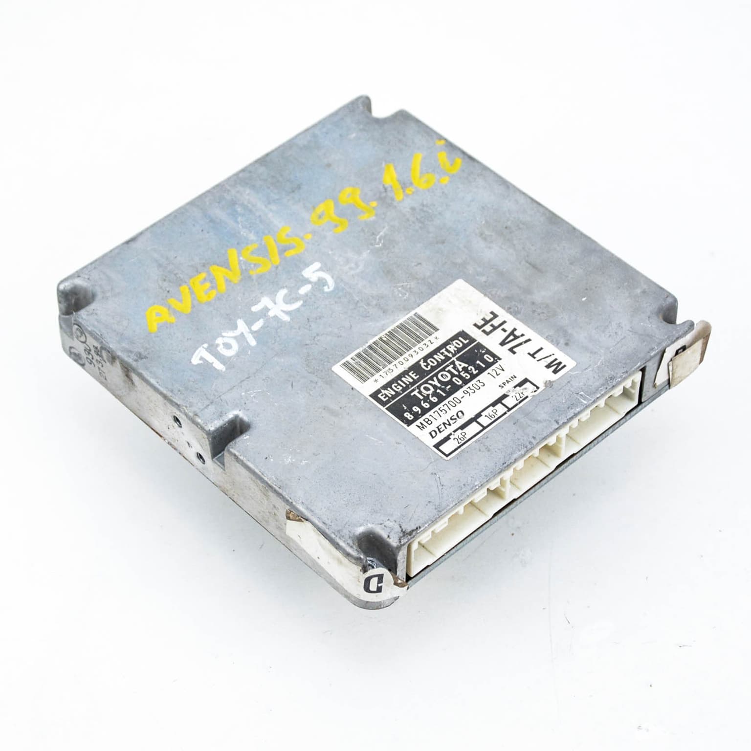 Engine control unit Toyota AVENSIS (T22) 1997–2003 1.8 (AT221_) 8966105210 – 1