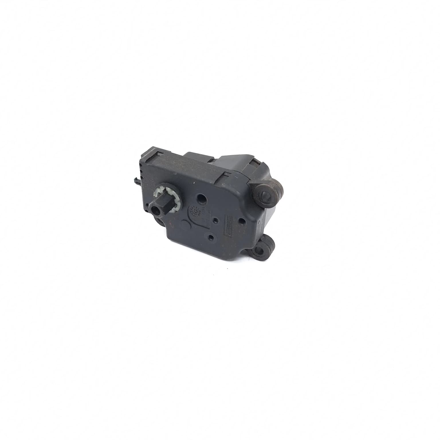 Electronic actuator Mercedes-Benz E-CLASS (W211) 2002–2009 A2038201642 – 1