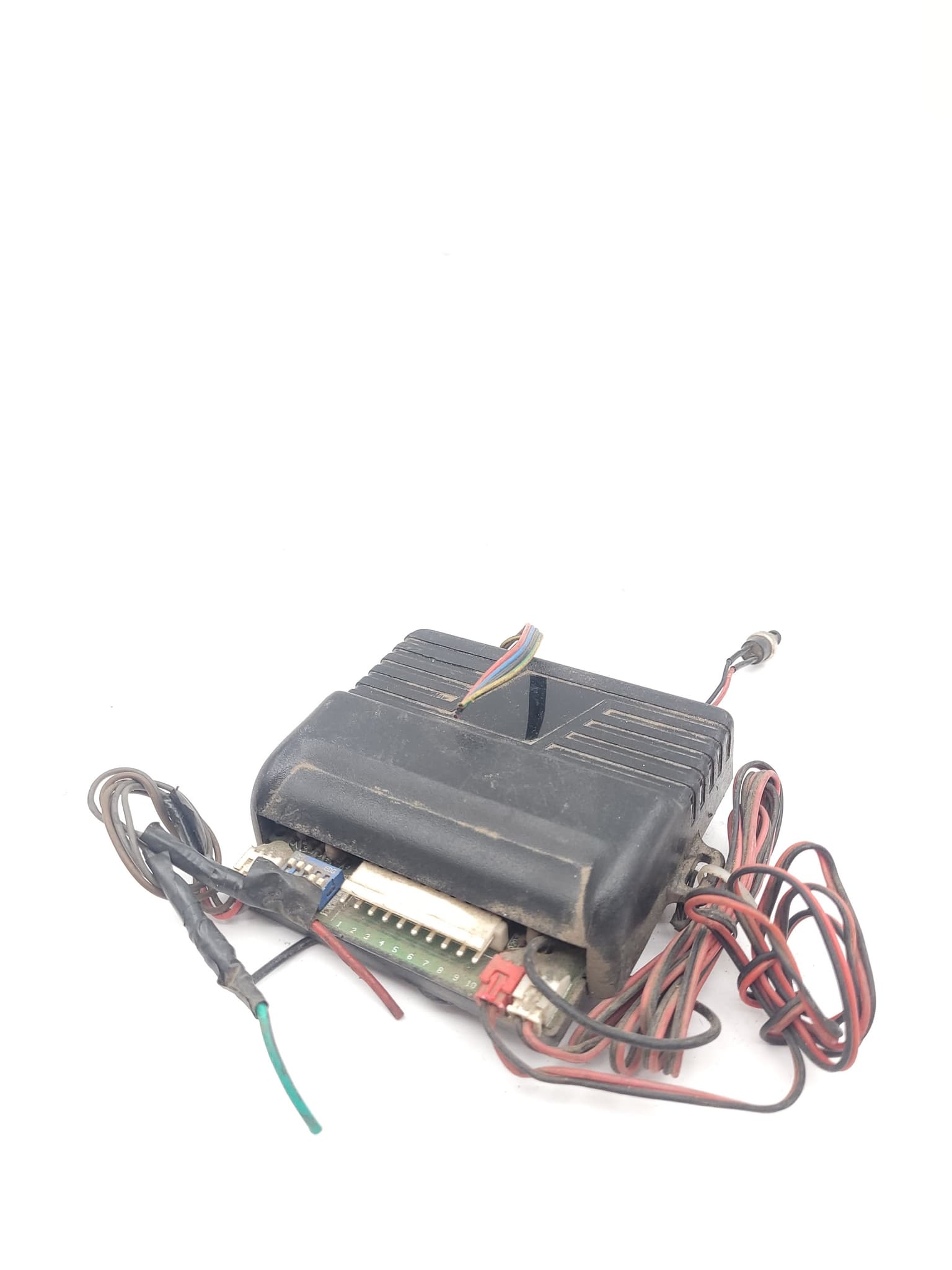 Calculateur Daewoo CIELO 1994–1997 E100A8 – 1