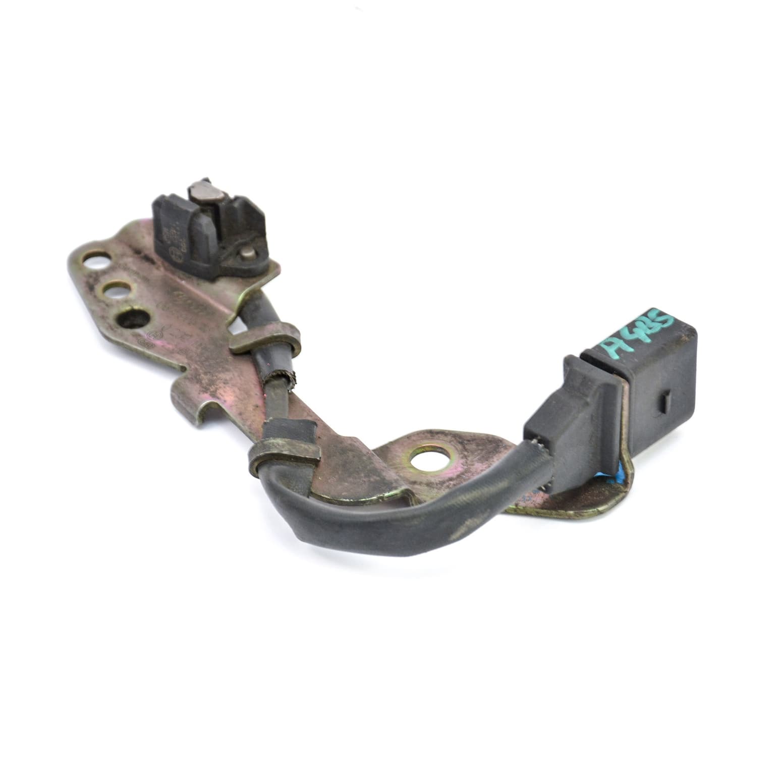 Camshaft position sensor Audi A3 (8L1) 1996–2003 06A905161C – 1