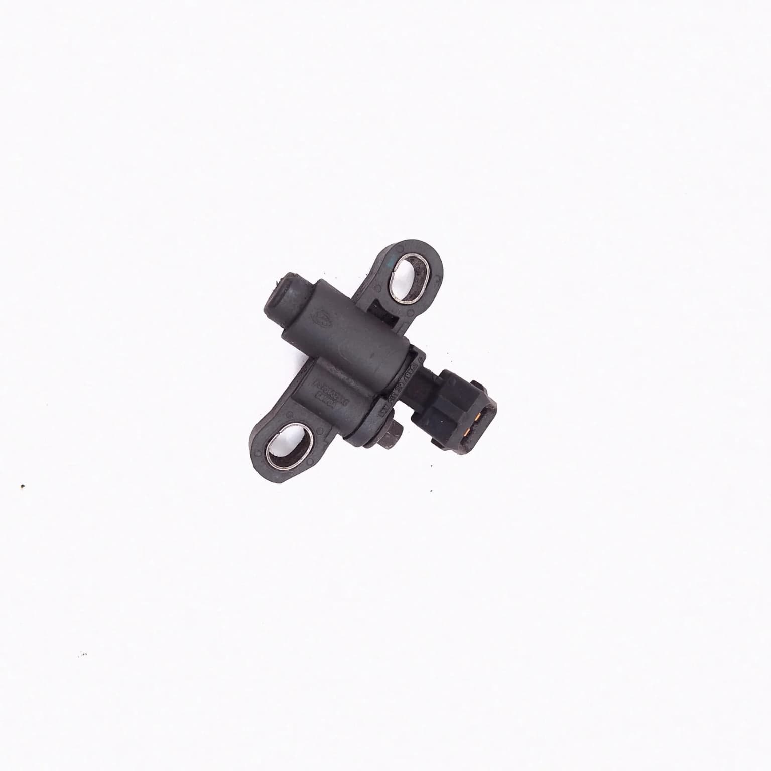 Crankshaft position sensor Ford MONDEO Mk 3 2000–2007 XS7Q6023AC – 1