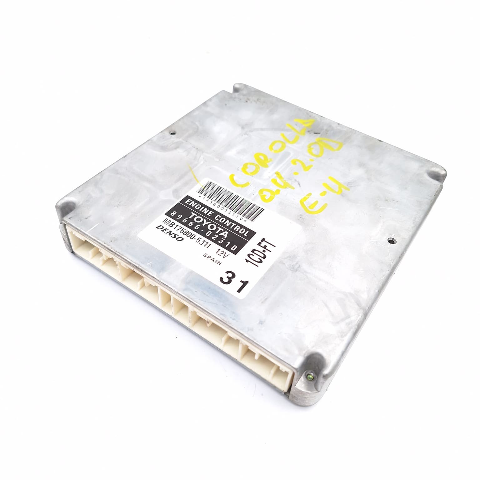 Engine control unit Toyota COROLLA 2001–2006 2.0 D-4D 8966602310 – 1