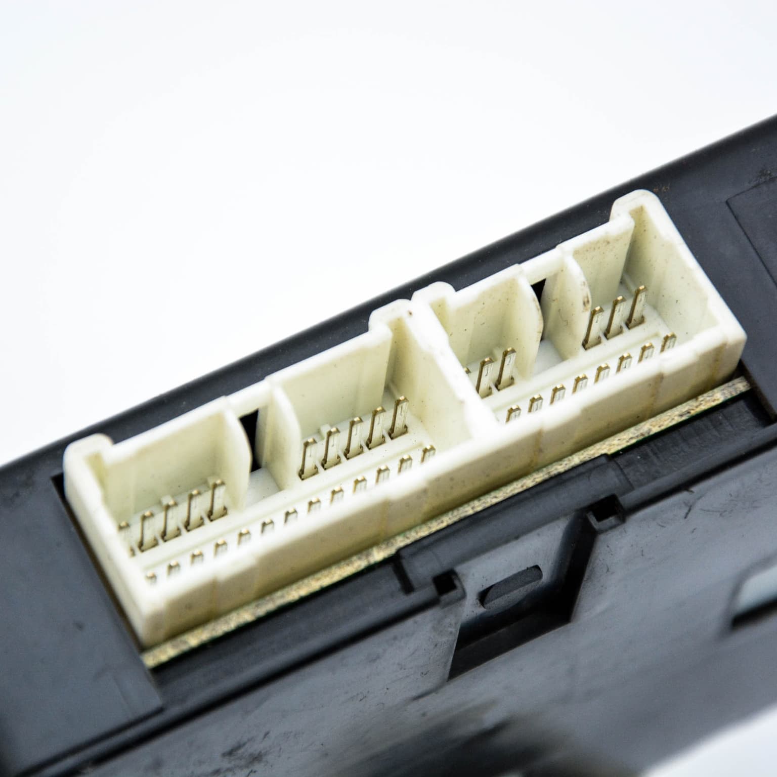 Comfort control module Kia SORENTO 1 (JC) 2002–2009 954003E310 – 1